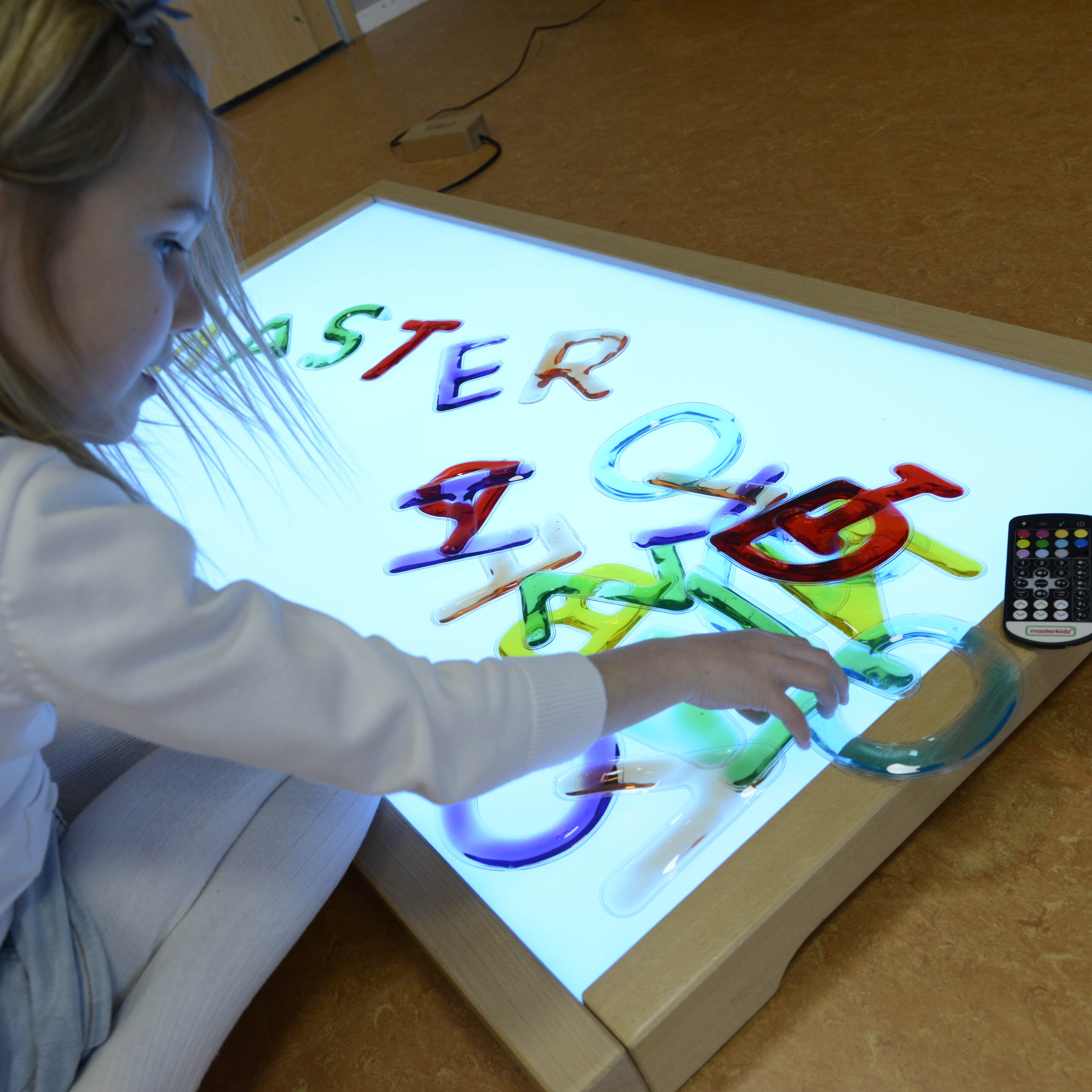 Zestaw literek i cyferek alfabet montessori