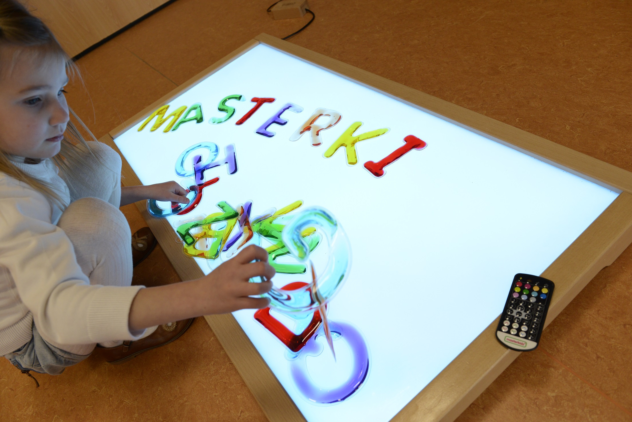 Zestaw literek i cyferek alfabet montessori