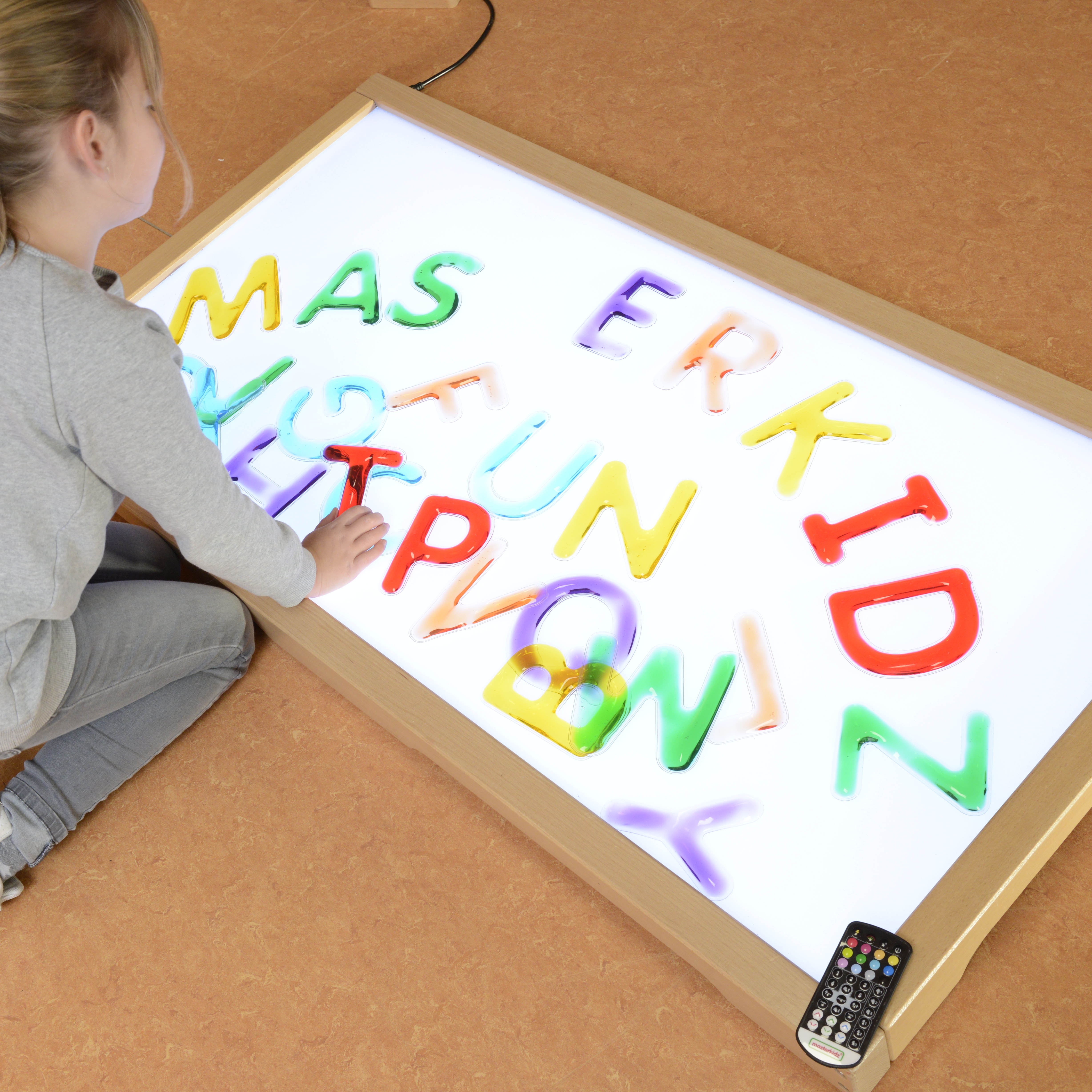 Zestaw literek i cyferek alfabet montessori