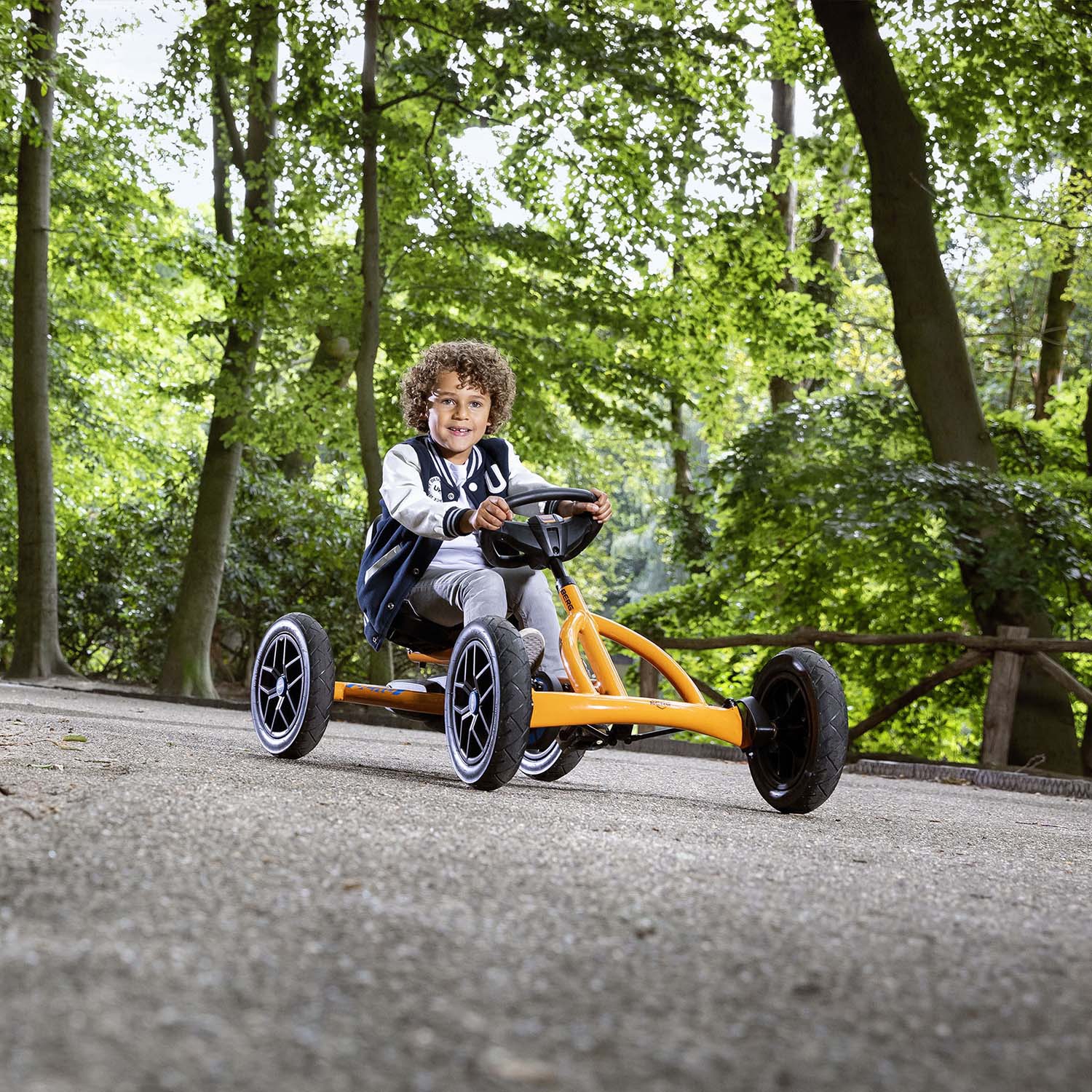 Gokart na pedały buddy b-orange do 50 kg