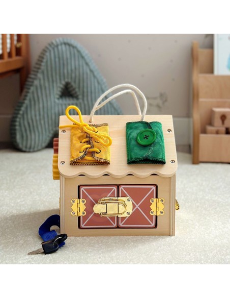 Holz-Manipulationshäuschen TOOKY TOY – Spielzeug mit Schlössern