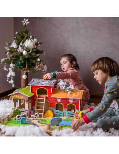 WOOPIE GREEN Mega Farm 18 pcs Animal Figures Stable Cowshed Henhouse