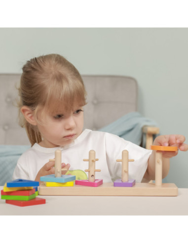 Drewniane klocki Viga Toys z sorterem kształtów