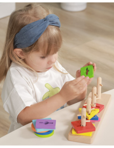 Drewniane klocki Viga Toys z sorterem kształtów