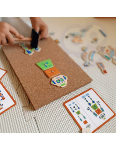 Drewniana Przybijanka Roboty 45 elementów Viga Toys