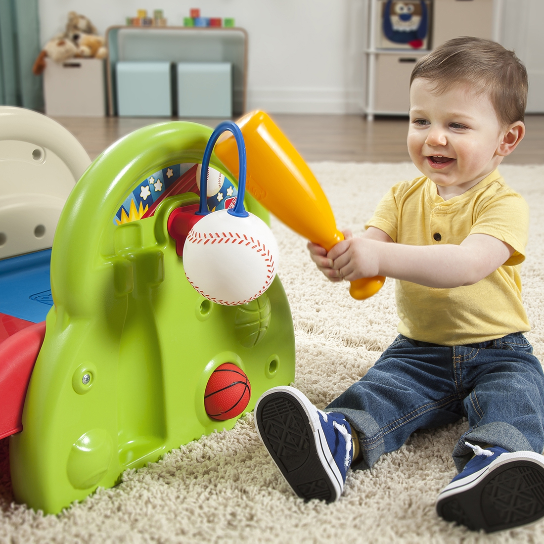 Plac zabaw dla dzieci centrum aktywności zjeżdżalnia koszykówka baseball