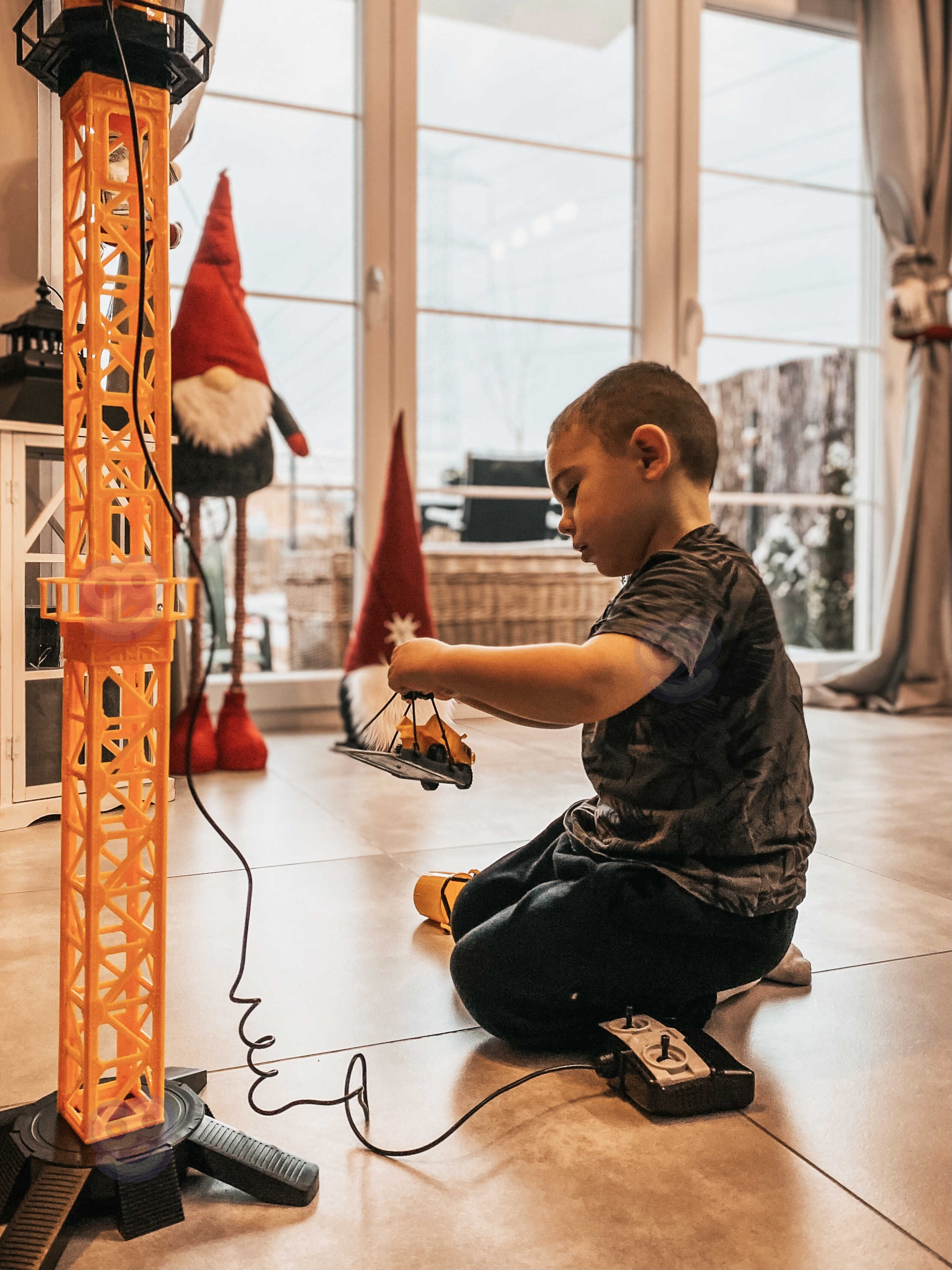 Dźwig żuraw zdalnie sterowany 103 cm r/c ciężarówka koparka + 4 akc.