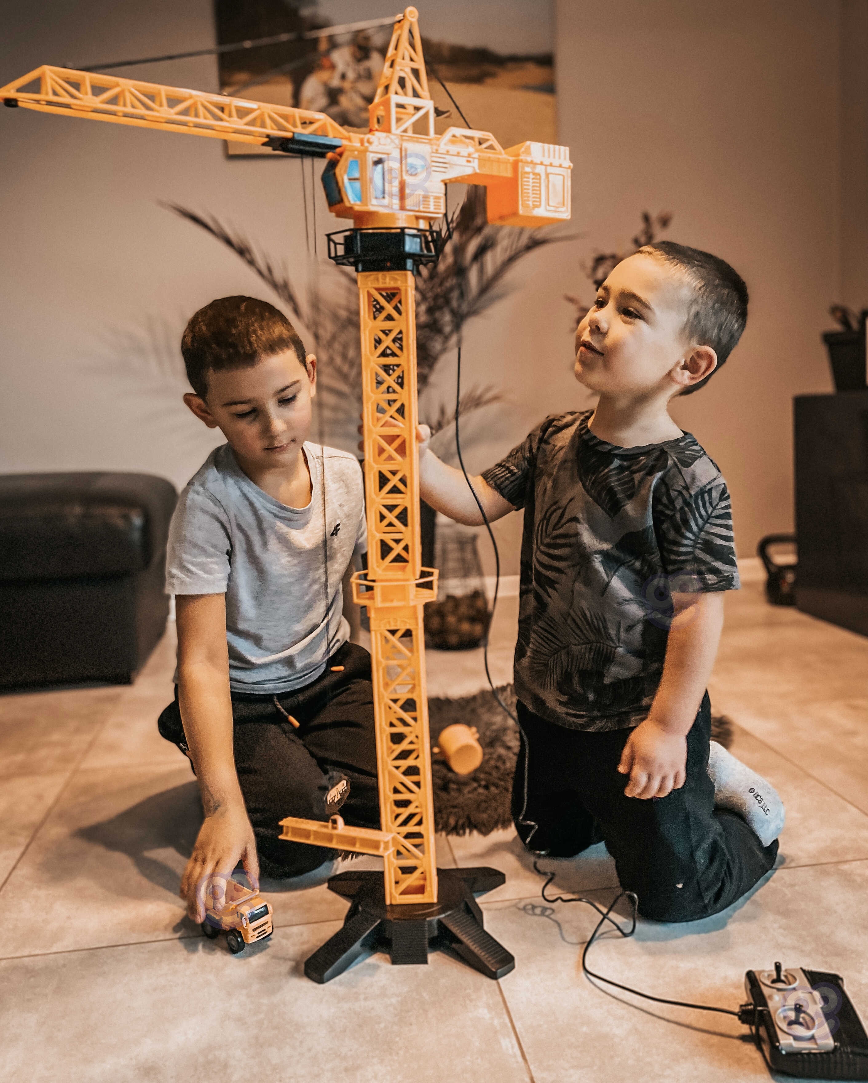 Dźwig żuraw zdalnie sterowany 103 cm r/c ciężarówka koparka + 4 akc.