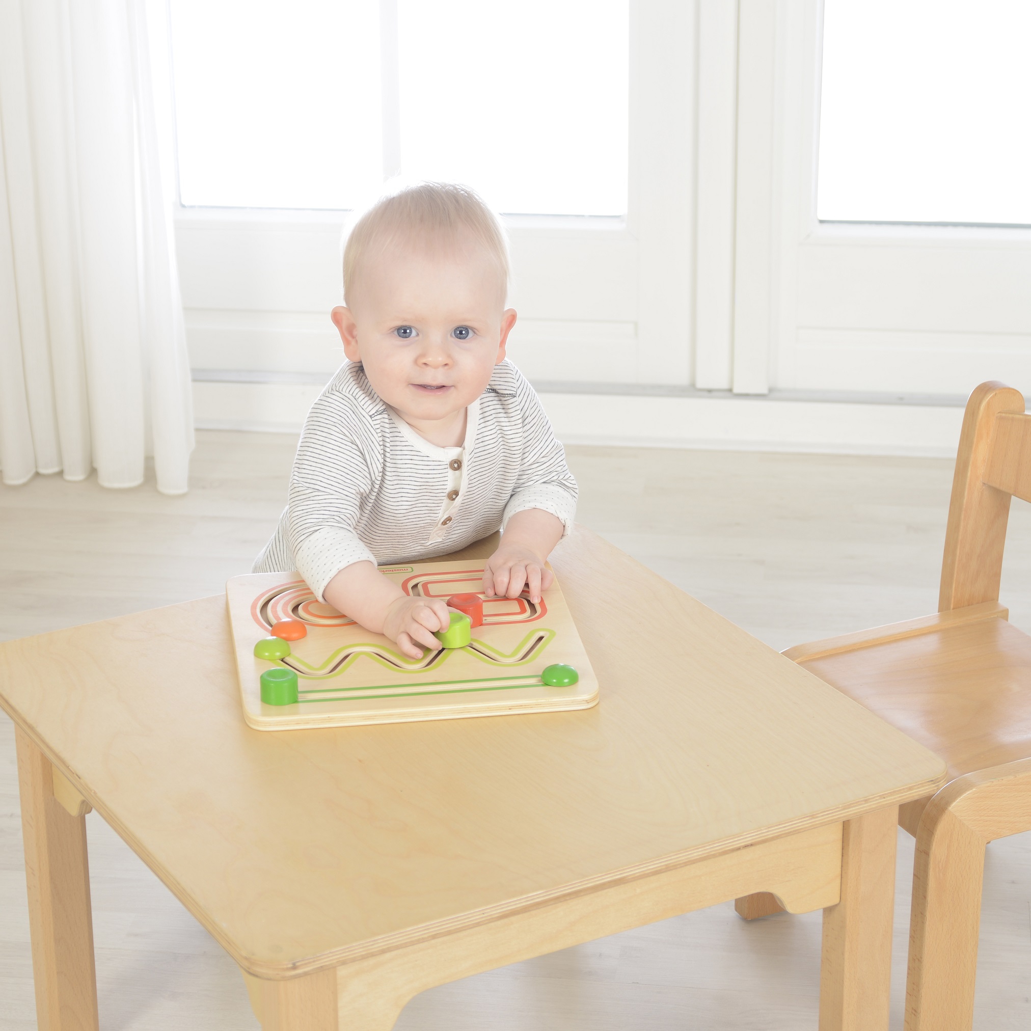 Tablica edukacyjna gra przesuwna labirynt montessori