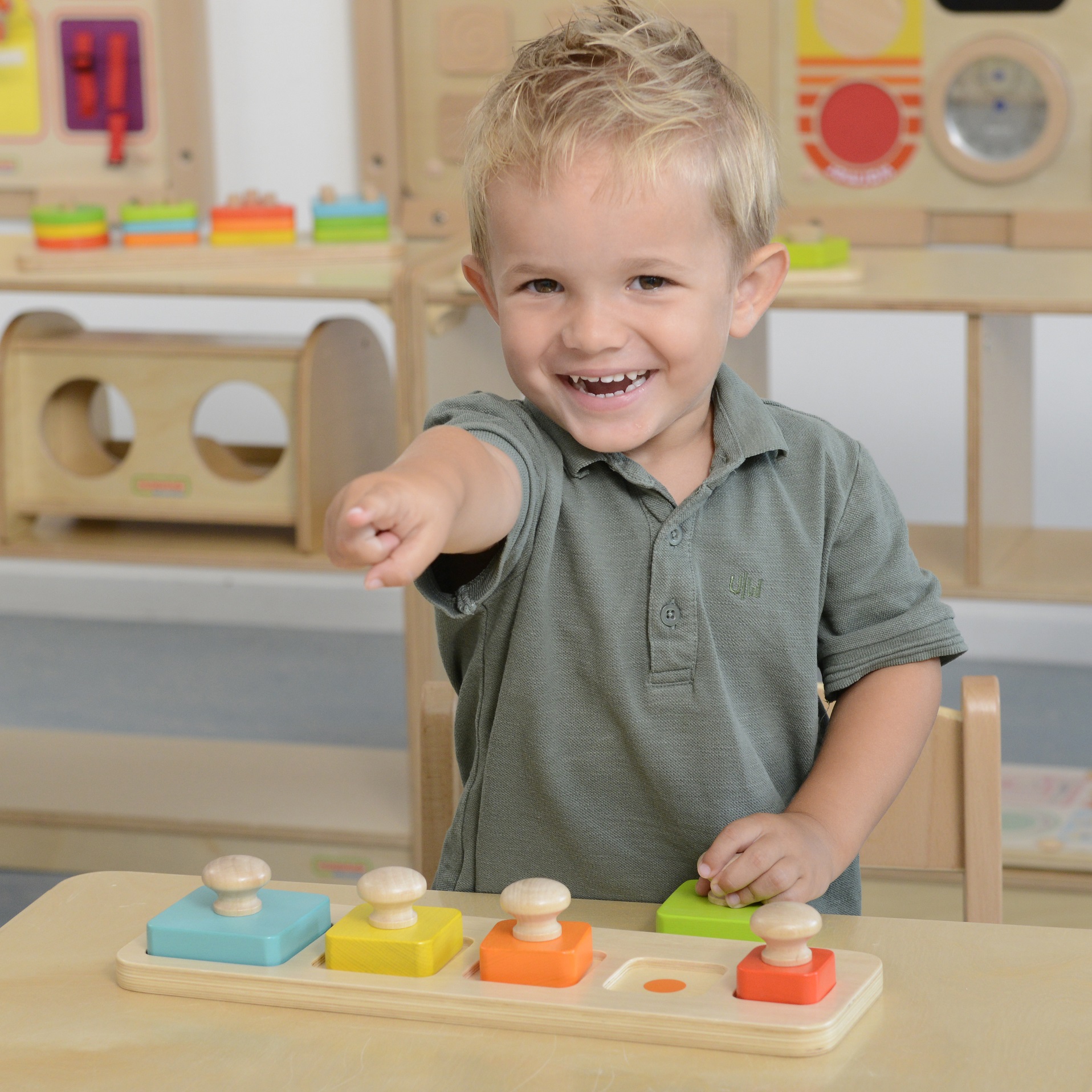 Układanka nauka rozmiarów i kolorów montessori