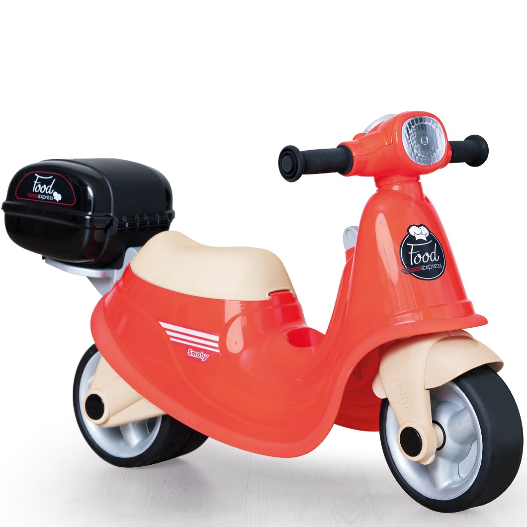Skuter retro z bagażnikiem dostawca jedzenia
