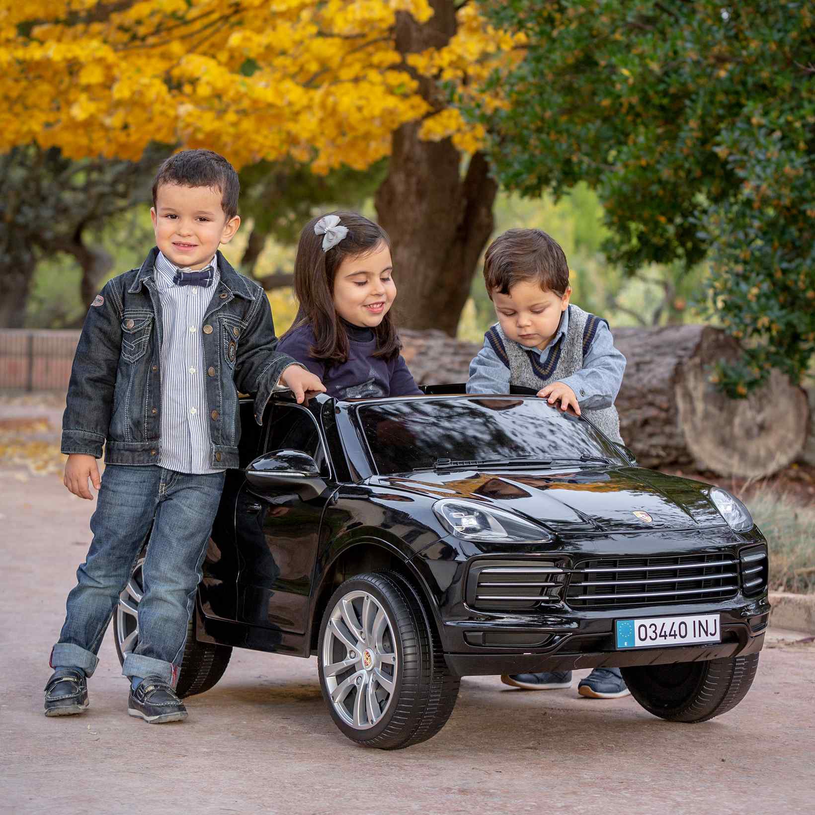 Porsche cayenne s samochód dwuosobowy na akumulator 12v r/c mp3