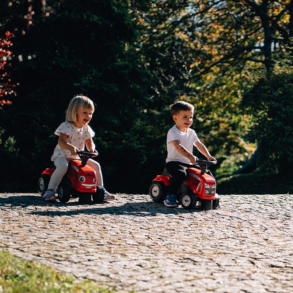 Traktorek baby massey ferguson czerwony z przyczepką + akc. od 1 roku