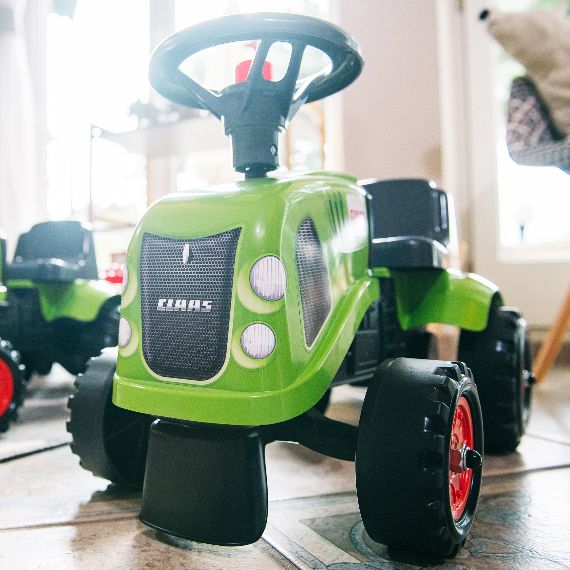 Traktorek baby claas zielony z przyczepką + akc. od 1 roku