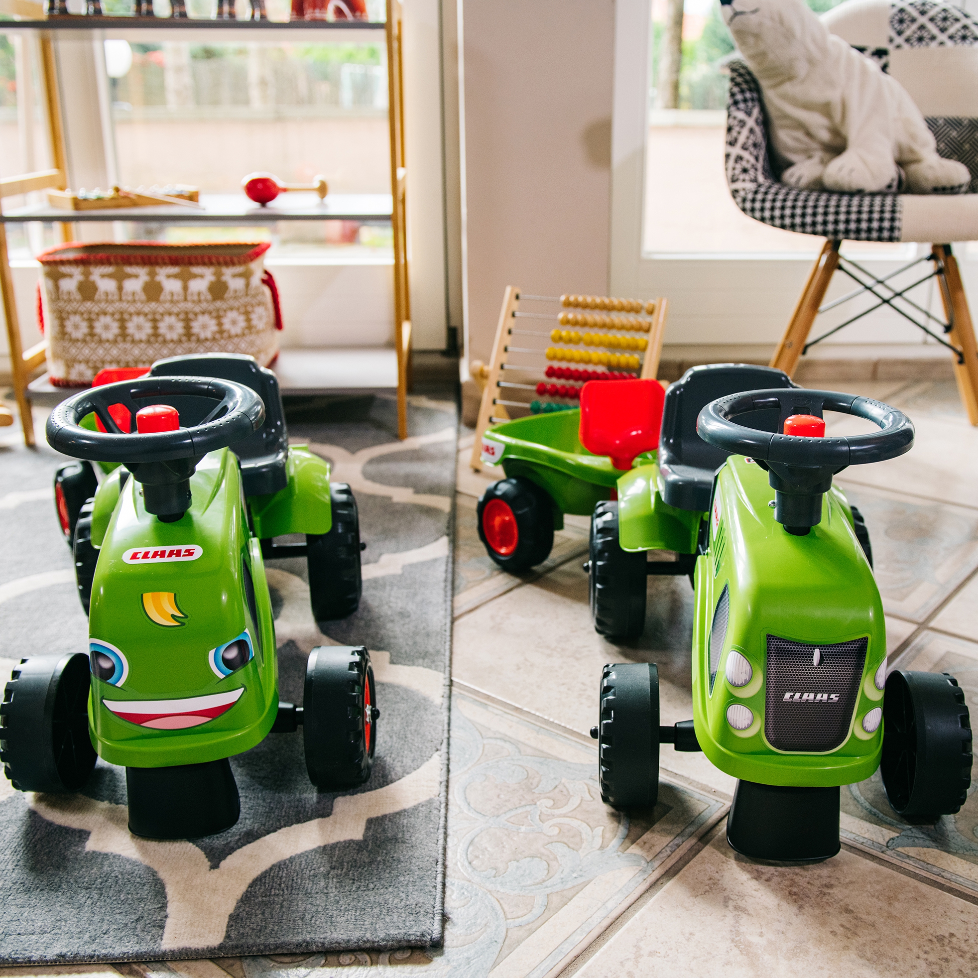 Traktorek baby claas zielony z przyczepką + akc. od 1 roku