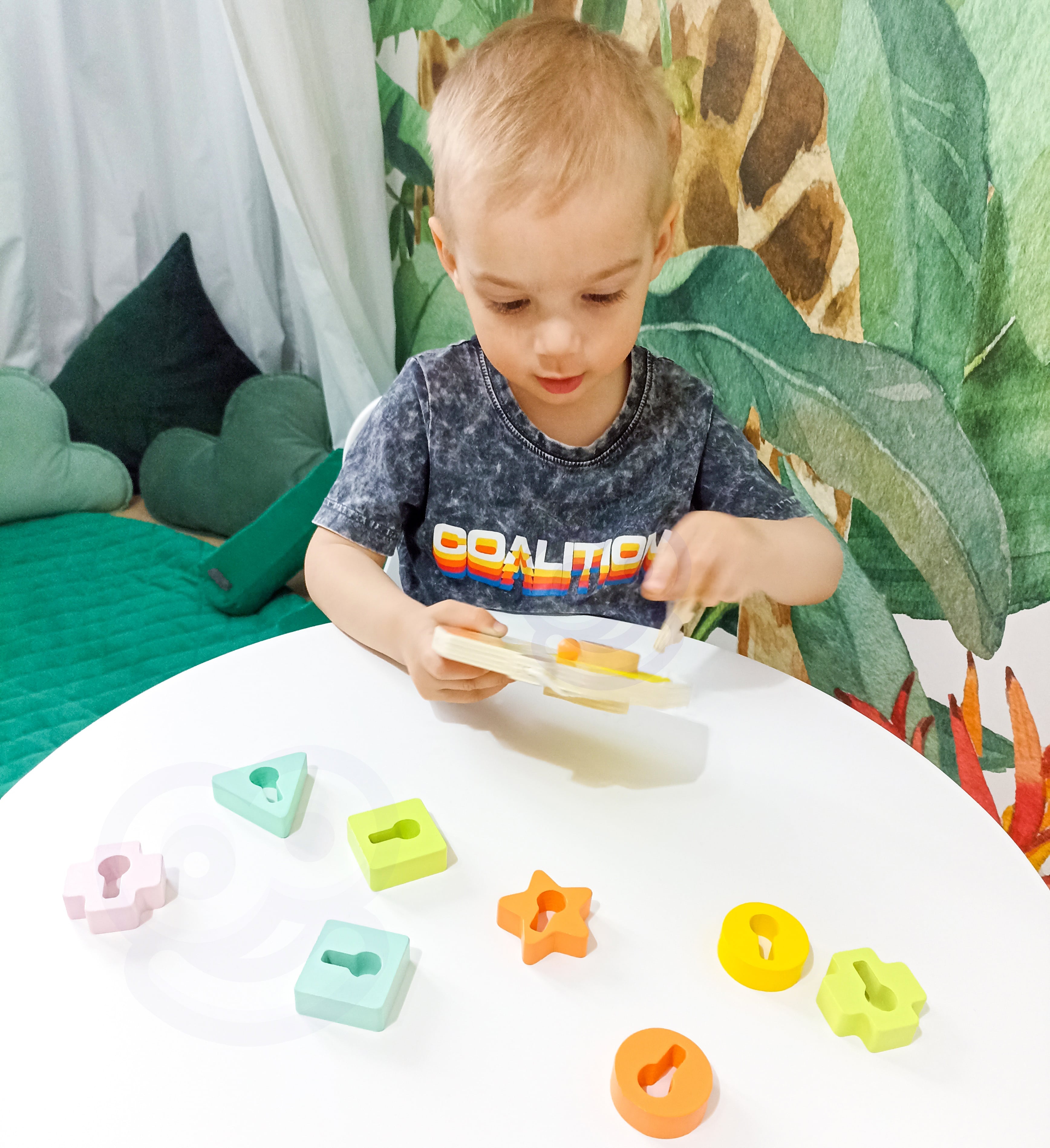 Drewniana przeplatanka klocki do nawlekania klucze i drzwi montessori 11 el.