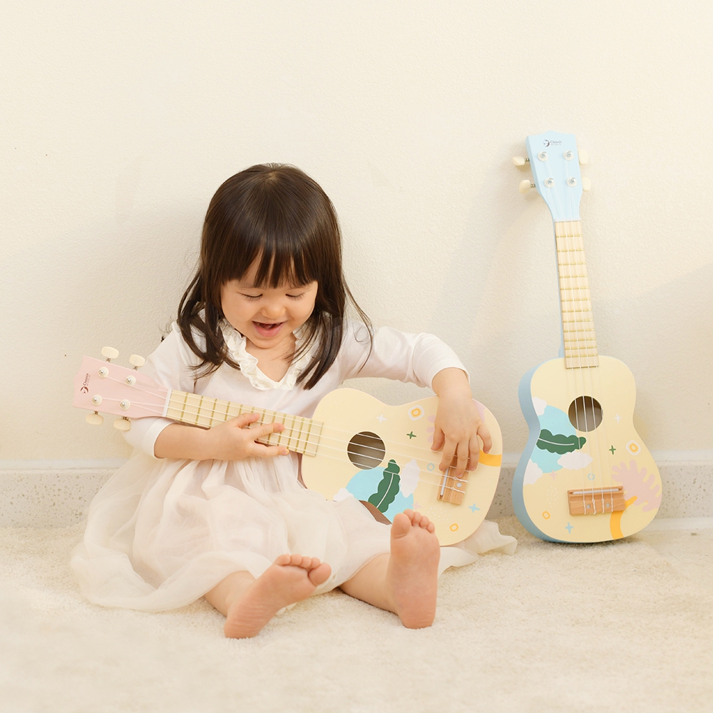 Niebieska Melodia - Drewniane Ukulele dla Malucha