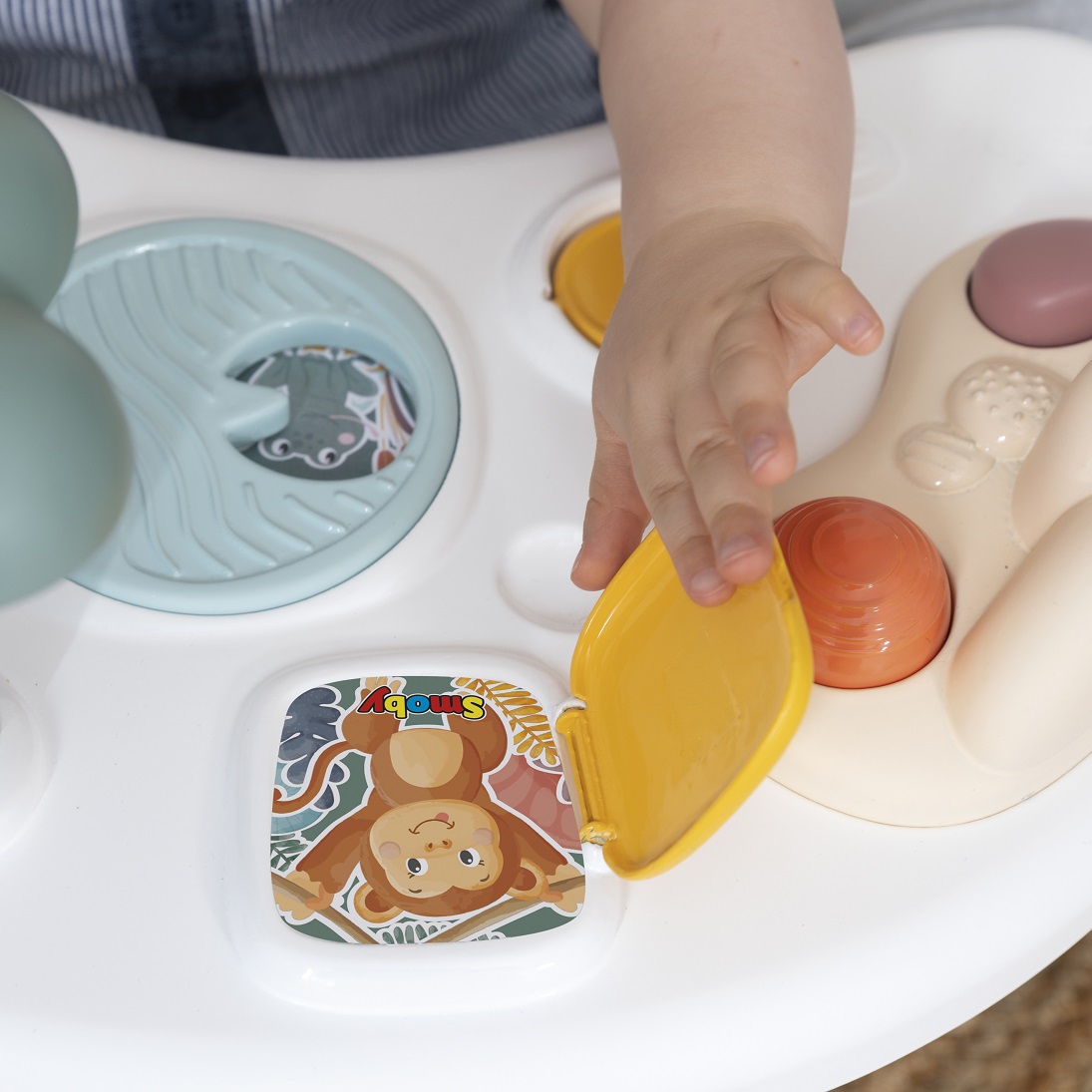 Little siedzonko interaktywne stolik aktywności 3w1