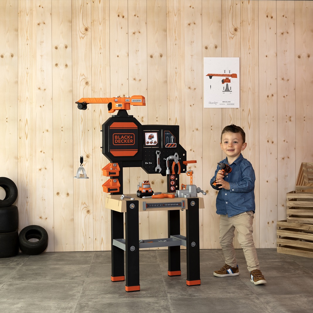 Black&amp;decker warsztat z dźwigiem + 94 akcesoria