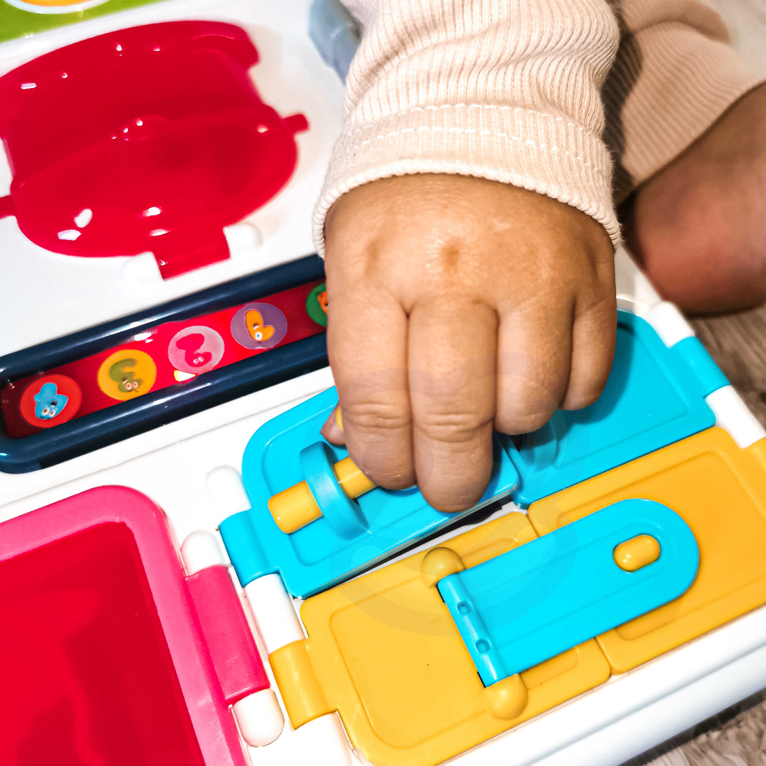 Tablica manipulacyjna kuchnia zegar z efektami dźwiękowymi i świetlnymi montessori
