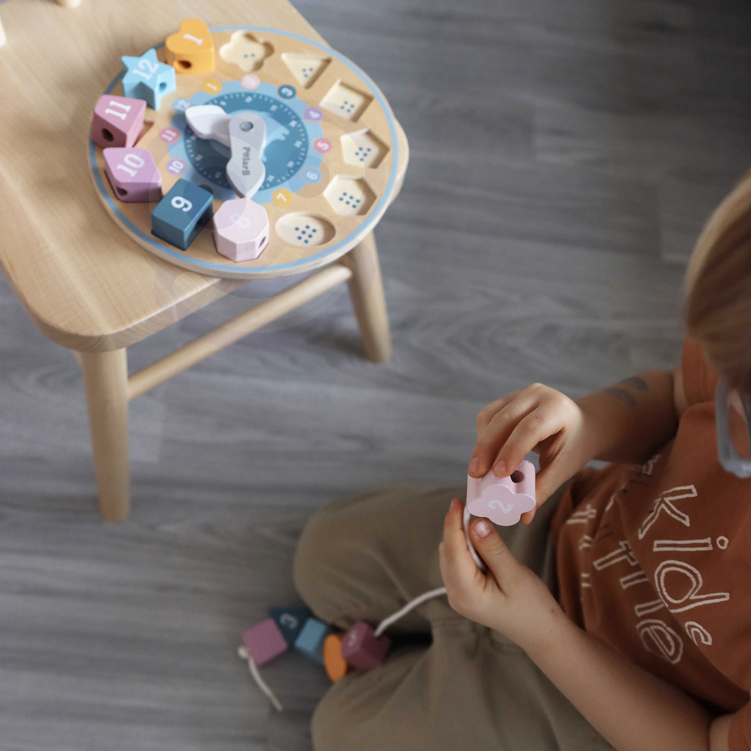 Polarb sorter kształtów zegar nawlekanka montessori