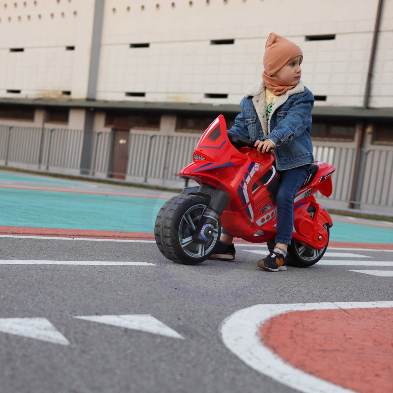 INJUSA Jeździk Motor Biegowy Pchacz Hawk