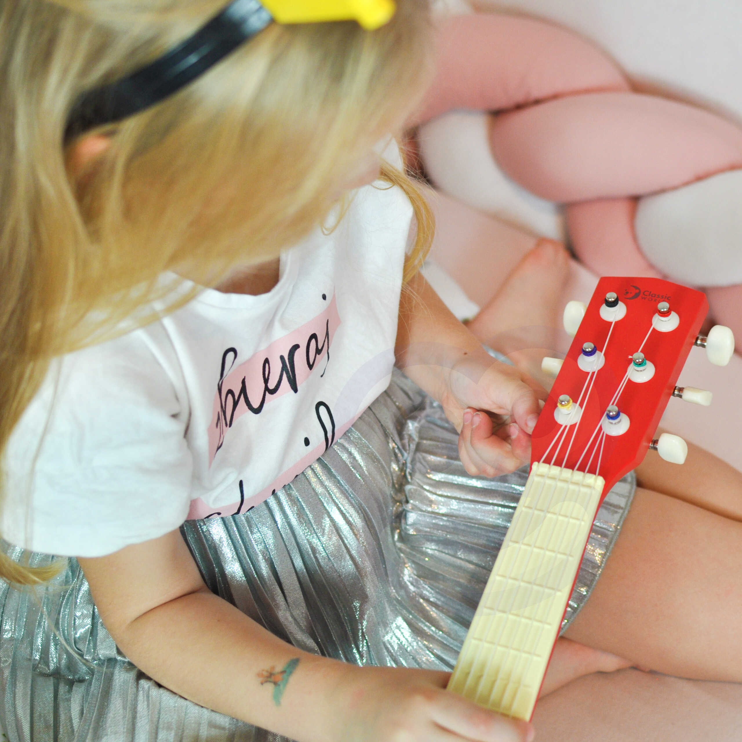 Drewniana gitara dla dzieci akustyczna