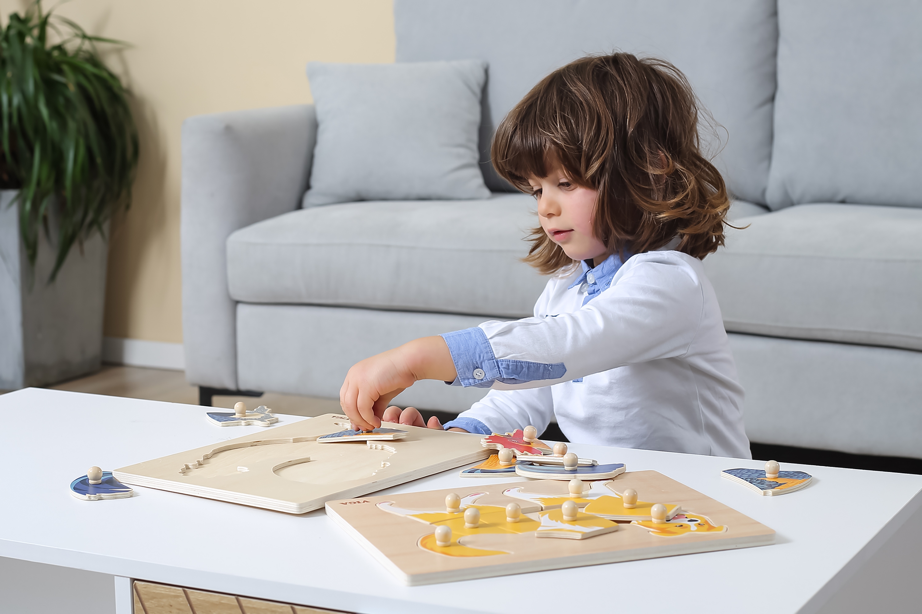 Drewniane puzzle montessori kogut z pinezkami