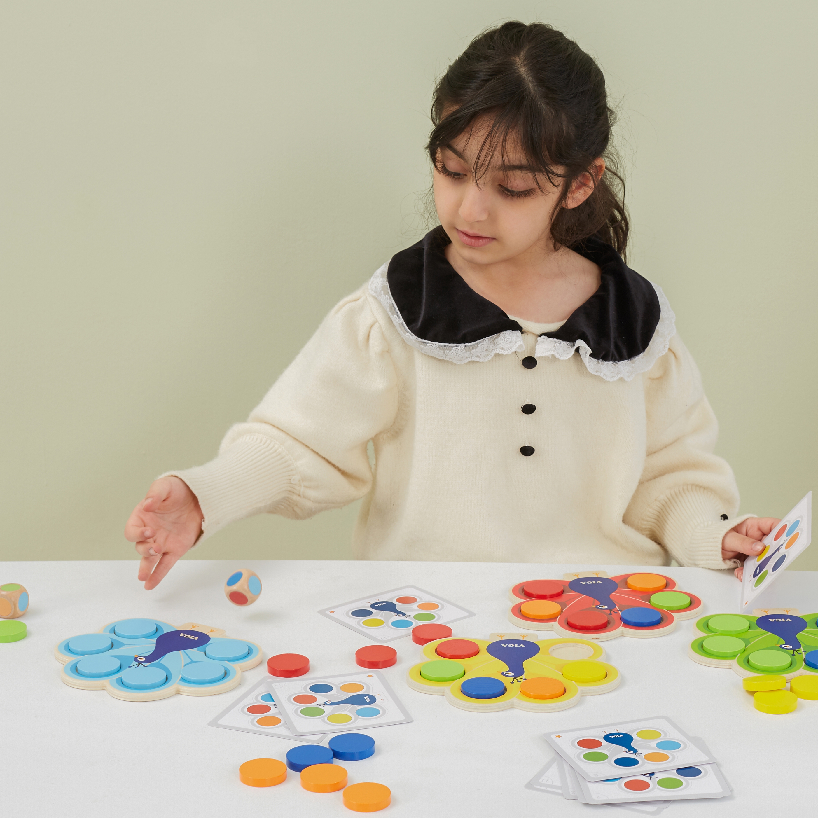 Drewniana gra dopasuj kolory pawi ogon montessori + karty
