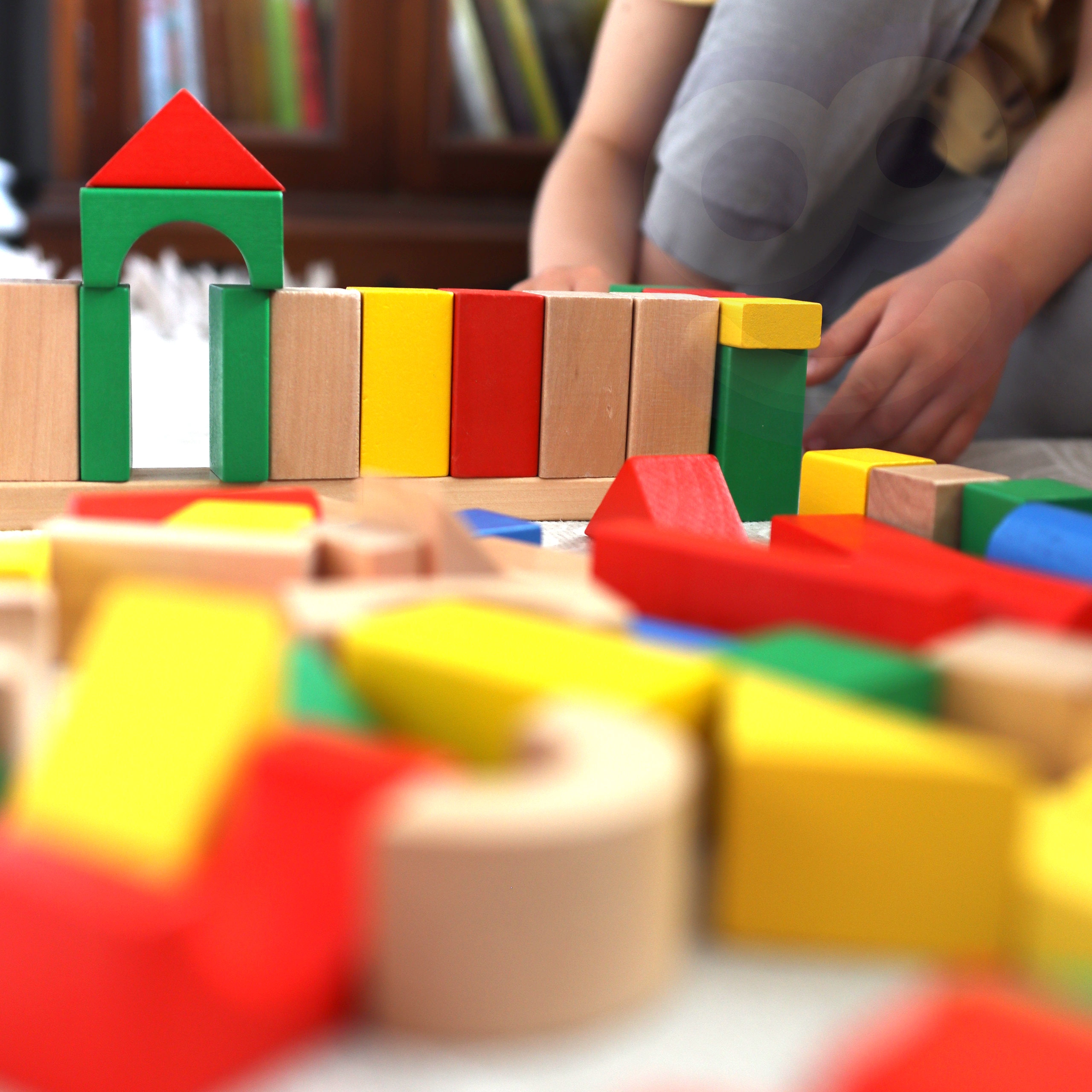 Drewniane kolorowe klocki do układania figury montessori