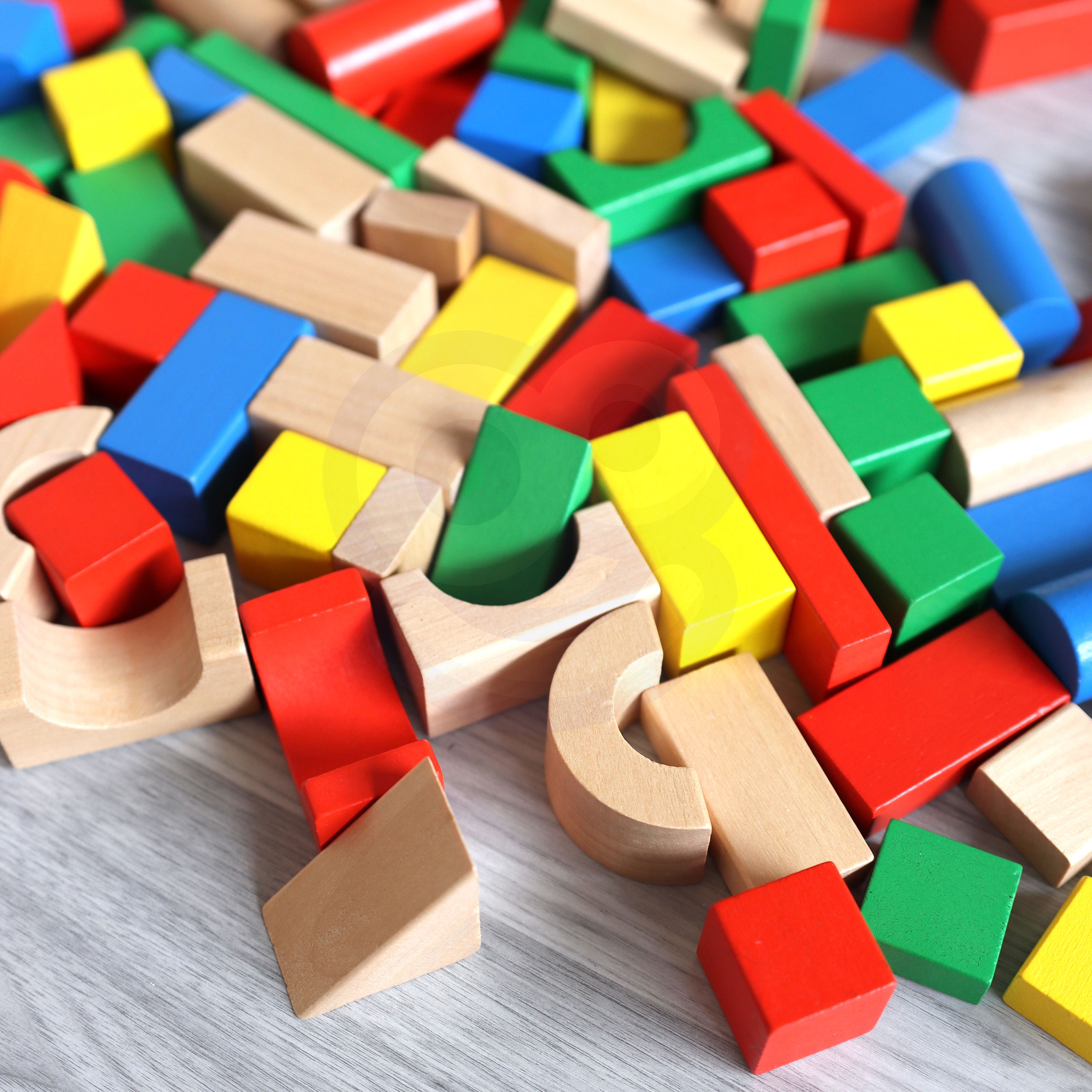 Drewniane kolorowe klocki do układania figury montessori