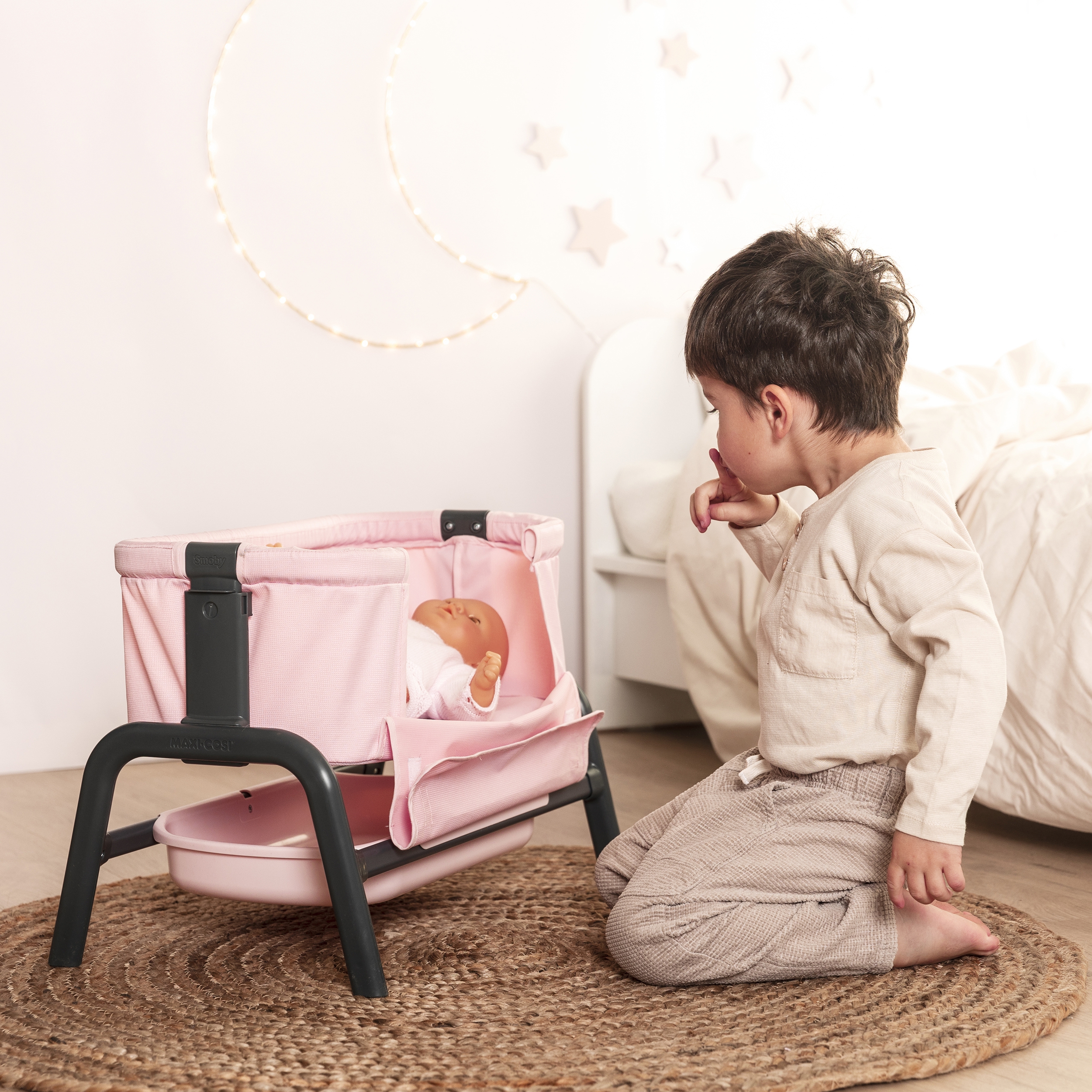 Łóżeczko maxi-cosi quinny dla lalek 38 cm ze schowkiem i regulacją wysokości