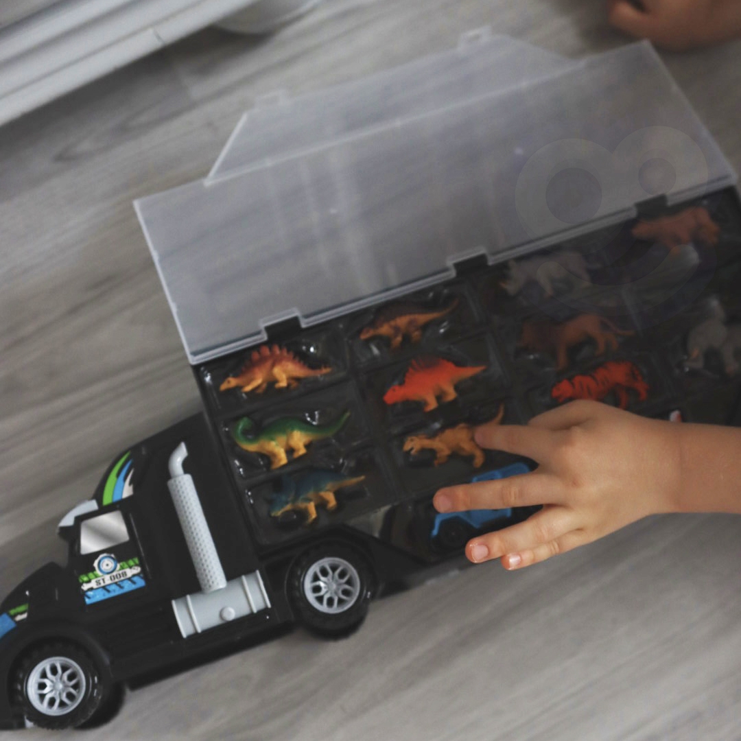 Samochód transporter dinozaury ciężarówka