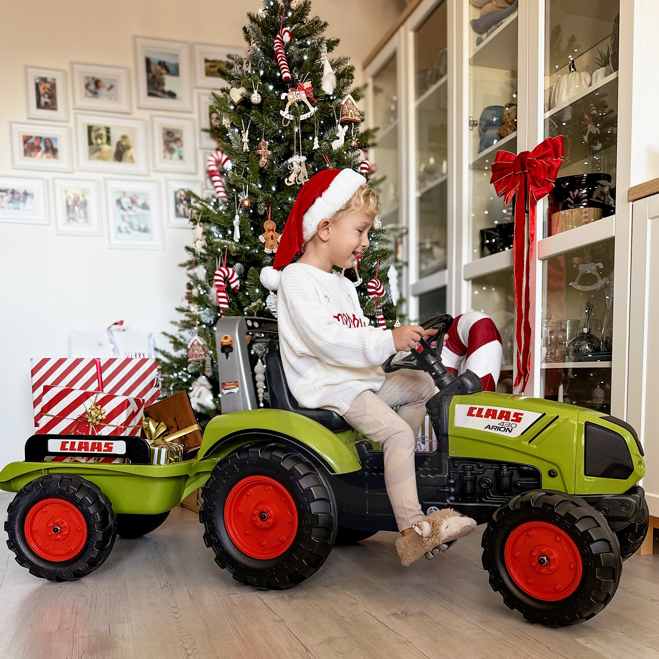 Traktor na pedały claas duży z przyczepką od 3 lat