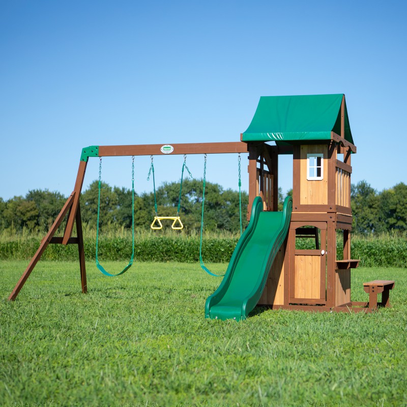 Drewniany plac zabaw lakewood huśtawki zjeżdżalnia domek
