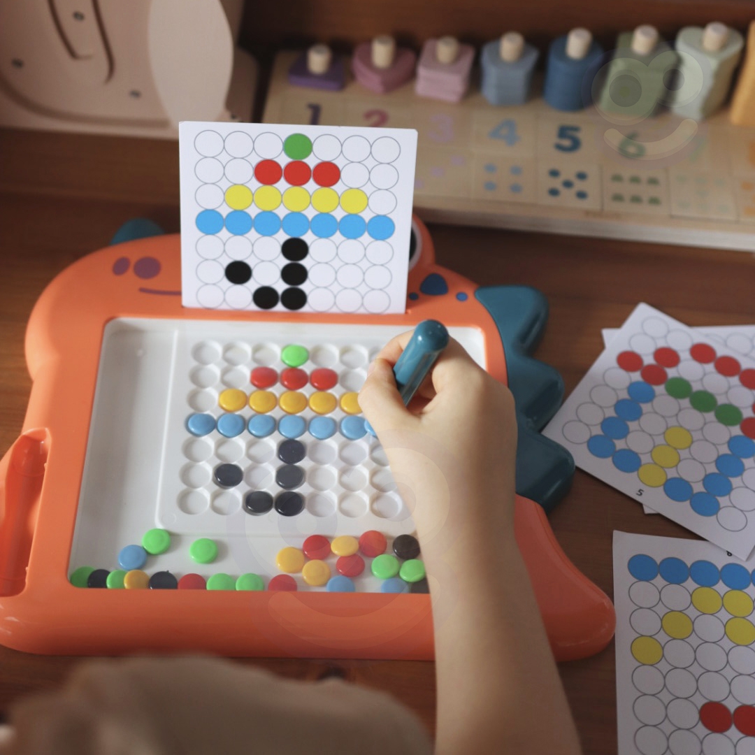 Tablica magnetyczna dla dzieci montessori magpad dinozaur