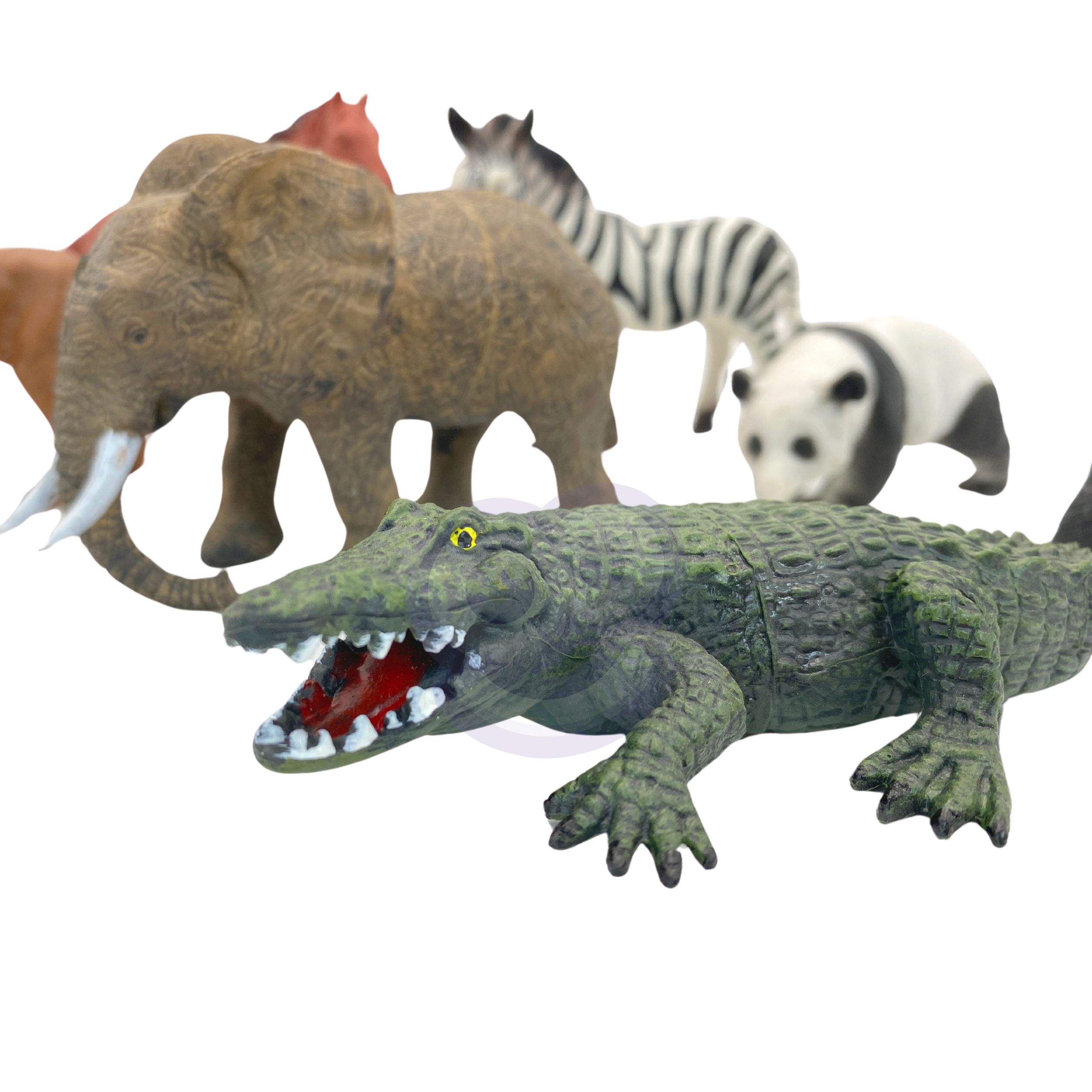 Zestaw figurki safari + mata 24 el.