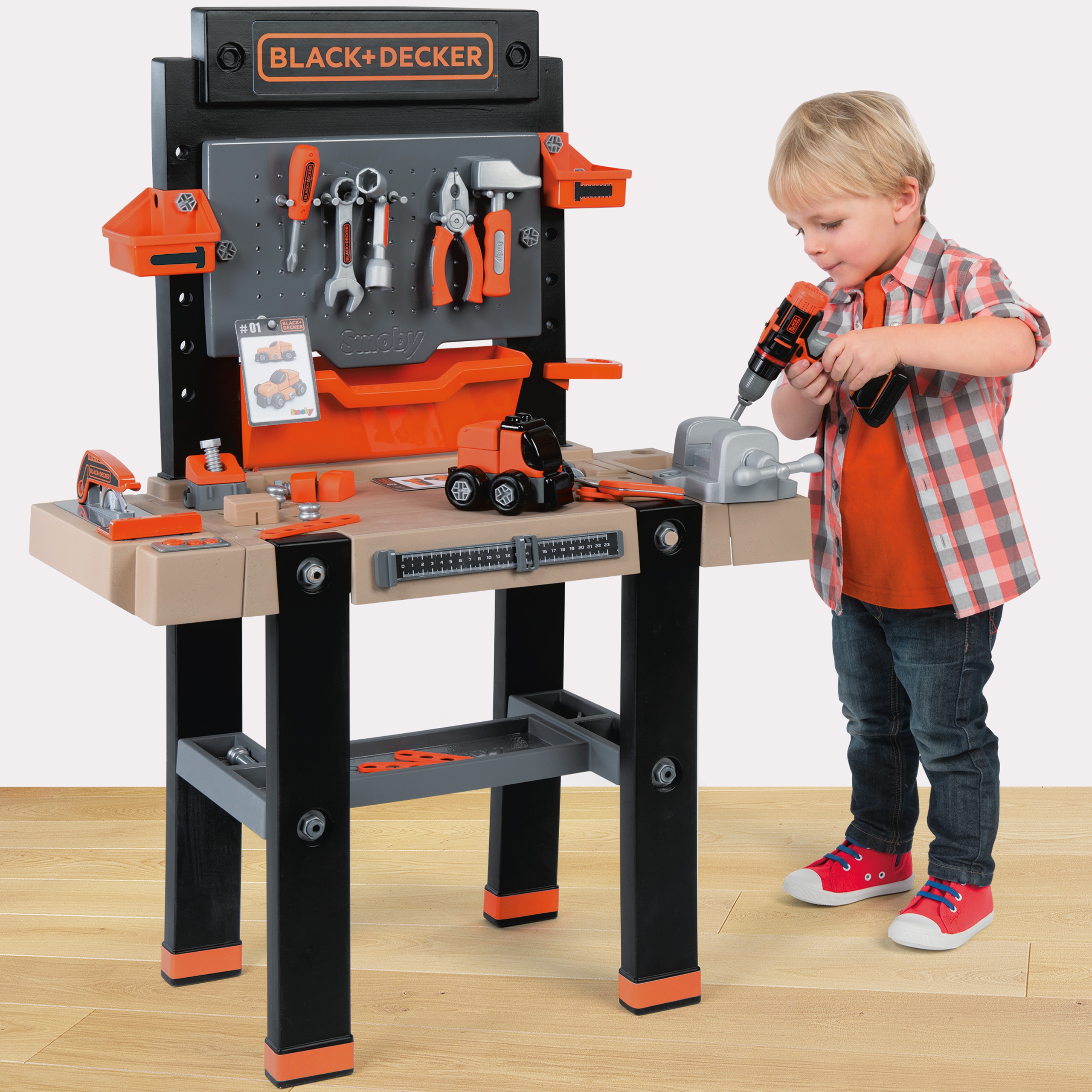 Duży warsztat black &amp; decker bricolo ultimate + 95 akcesoriów