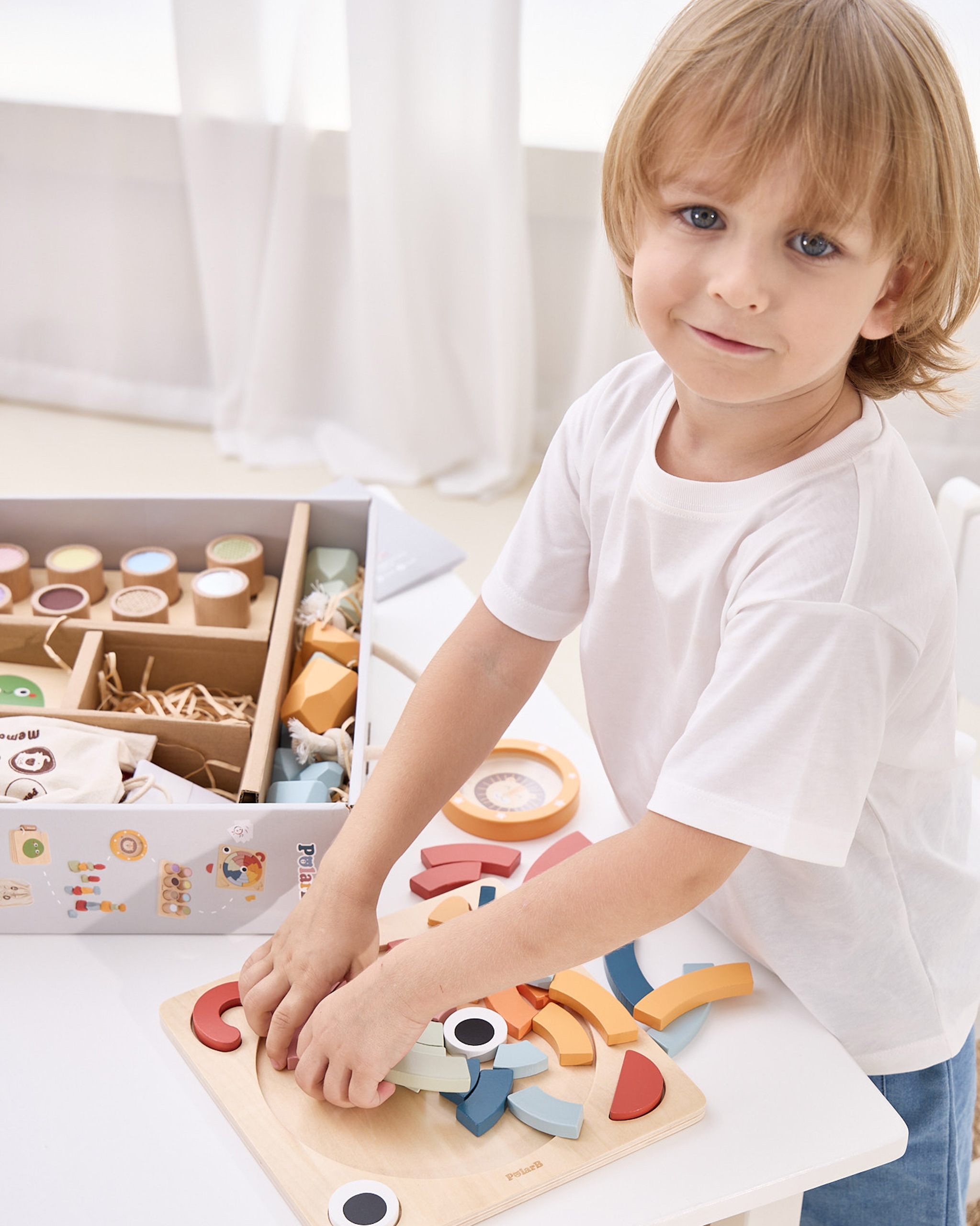 Zestaw zabawek edukacyjnych pudełko box od 36 miesiąca