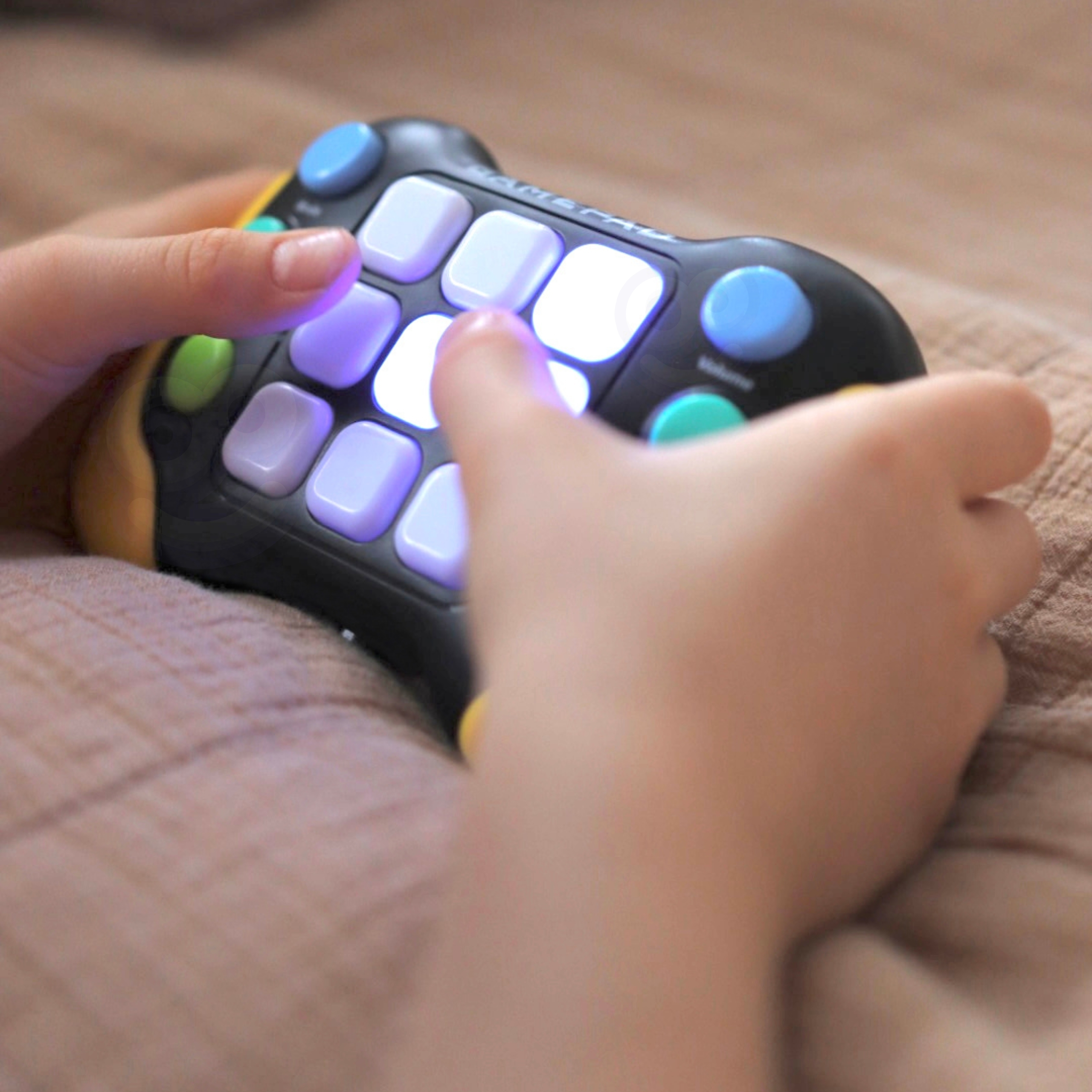 Elektroniczna gra zręcznościowa pop-it fidget toy gamepad