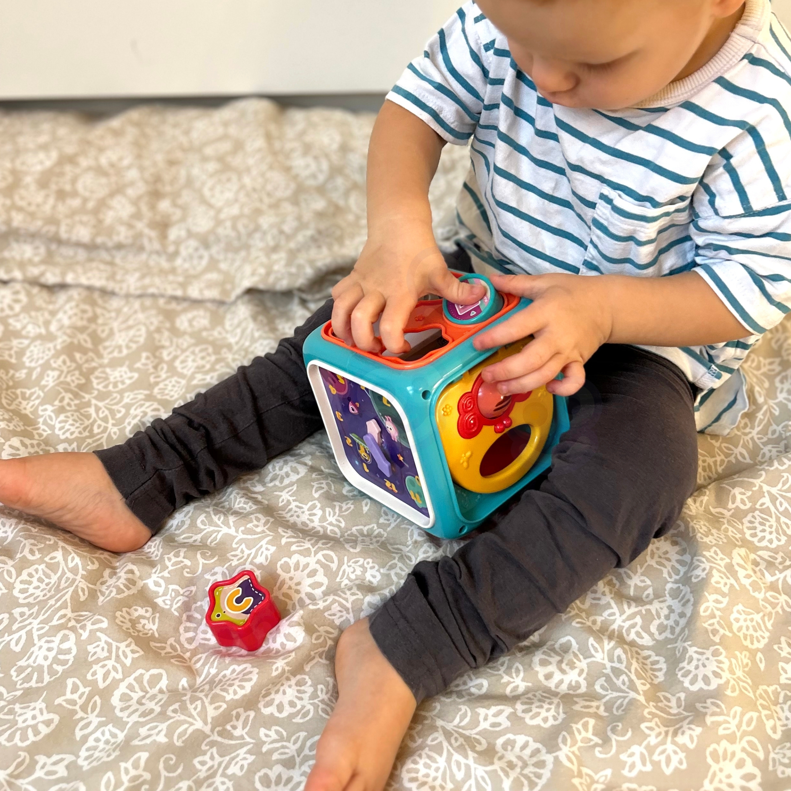 Interaktywna kostka sensoryczna edukacyjna montessori sorter 6w1
