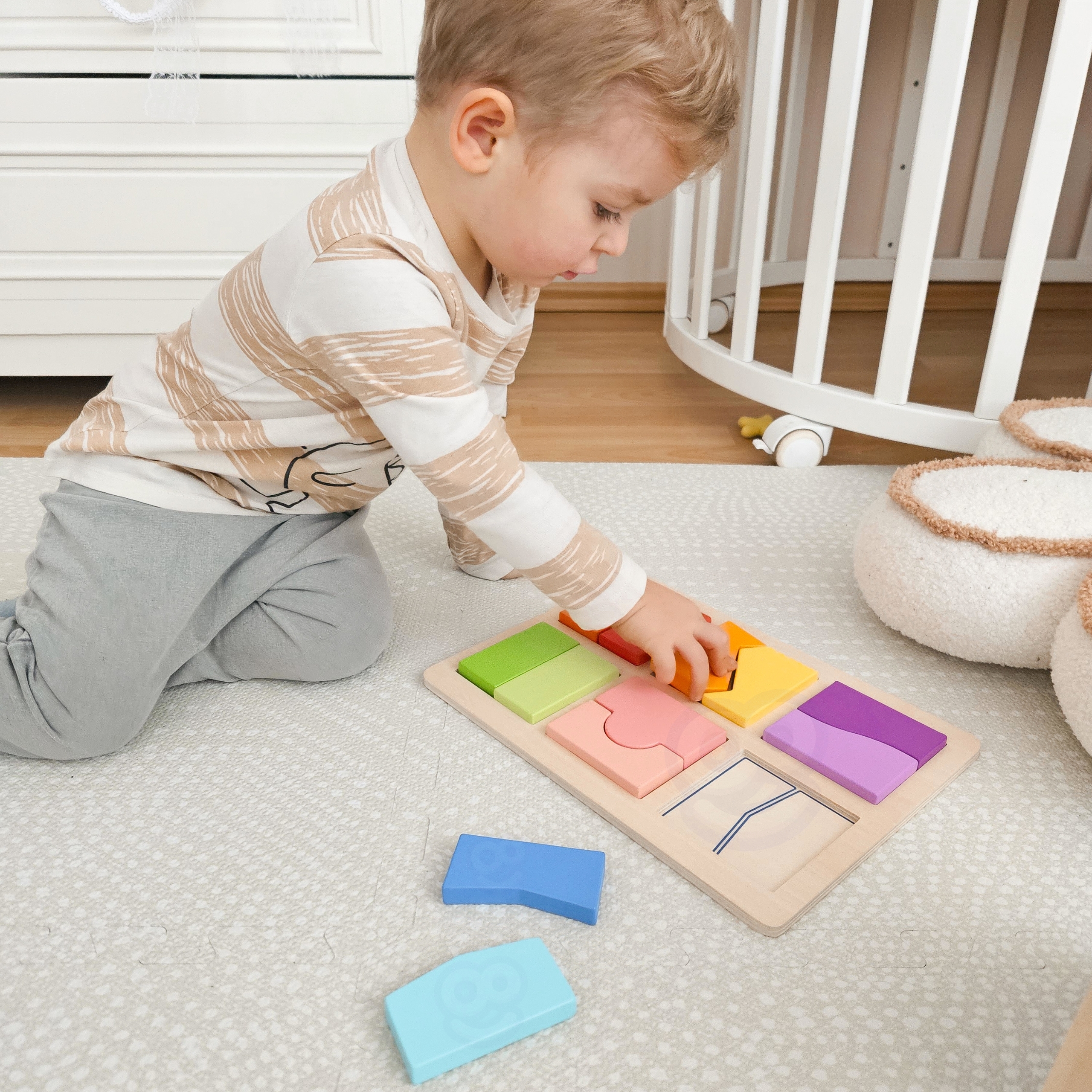 Box pudełko xxl montessori edukacyjne 7w1 sensoryczne 31-36 mies.