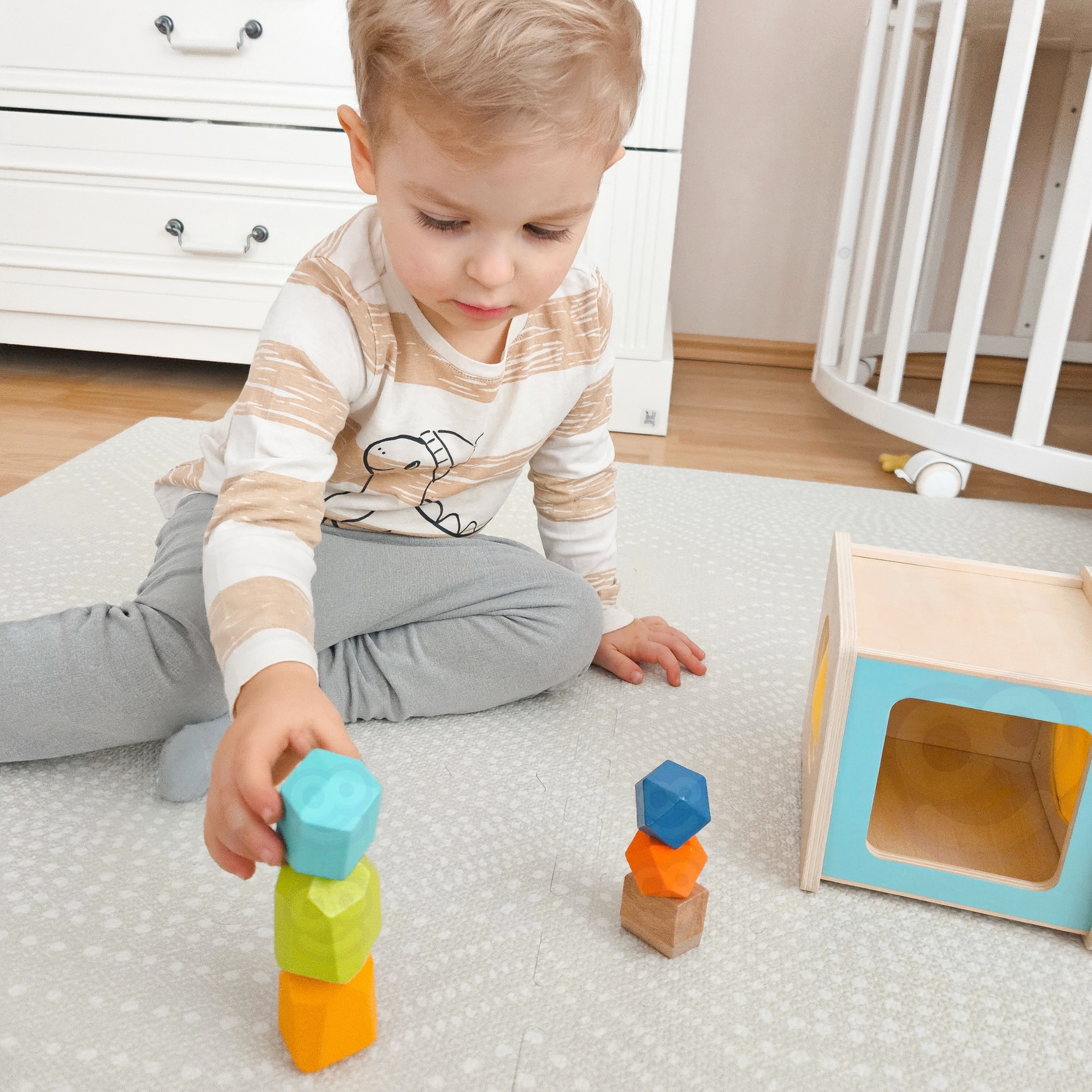 Box pudełko xxl montessori edukacyjne 7w1 sensoryczne 31-36 mies.
