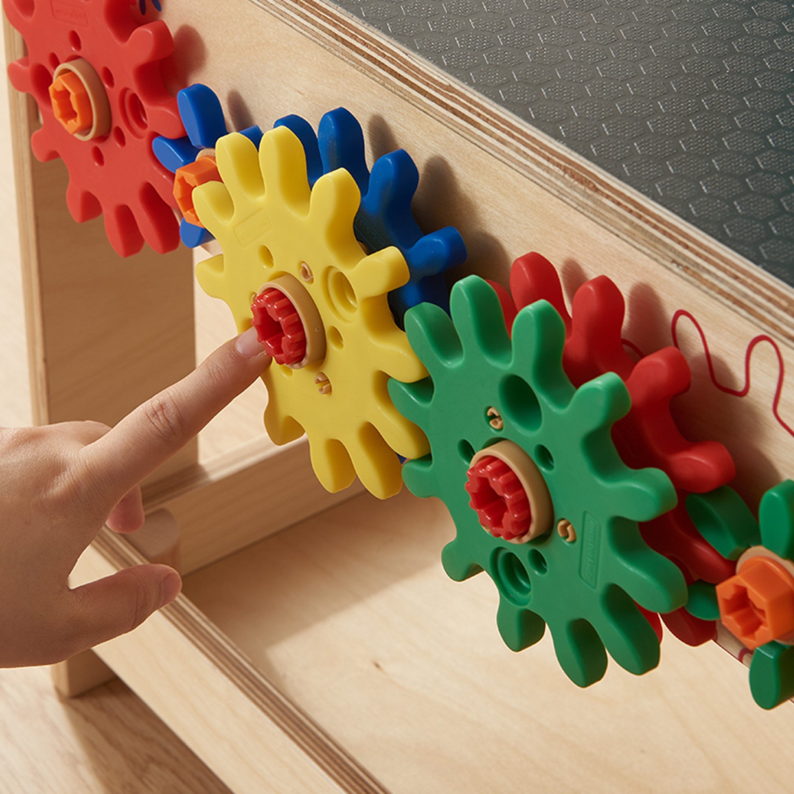 💡 Rozwój przez Zabawę - Montessori w Praktyce