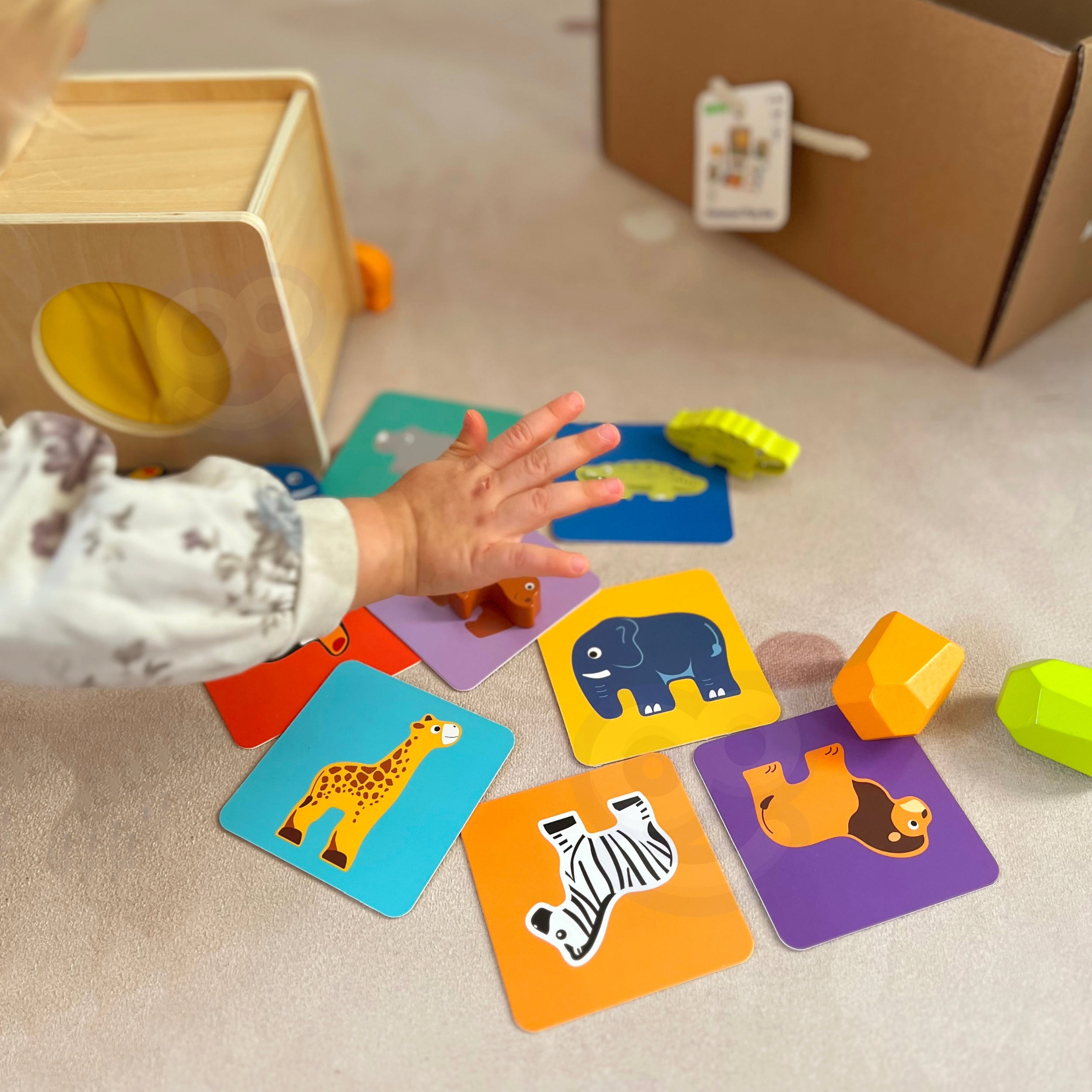 Box pudełko xxl montessori edukacyjne 7w1 sensoryczne 31-36 mies.