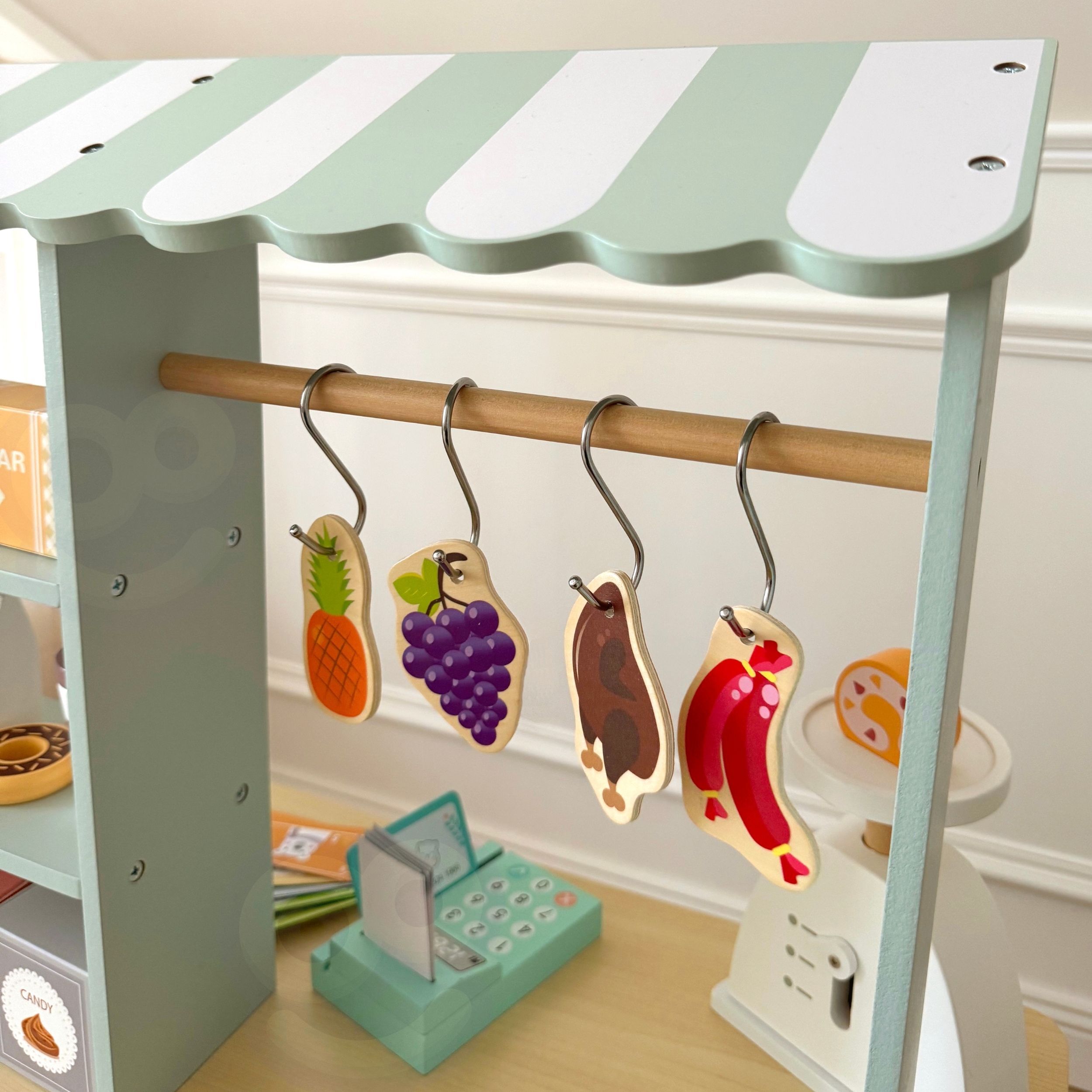 Drewniany Food Truck Sklepik - 73 el. Edukacyjna Zabawka
