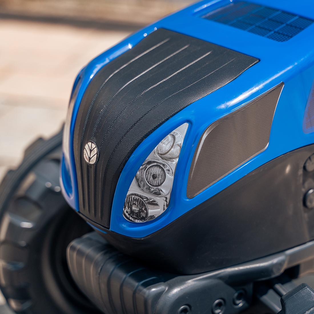 Traktor na pedały new holland duży z przyczepką od 3 lat