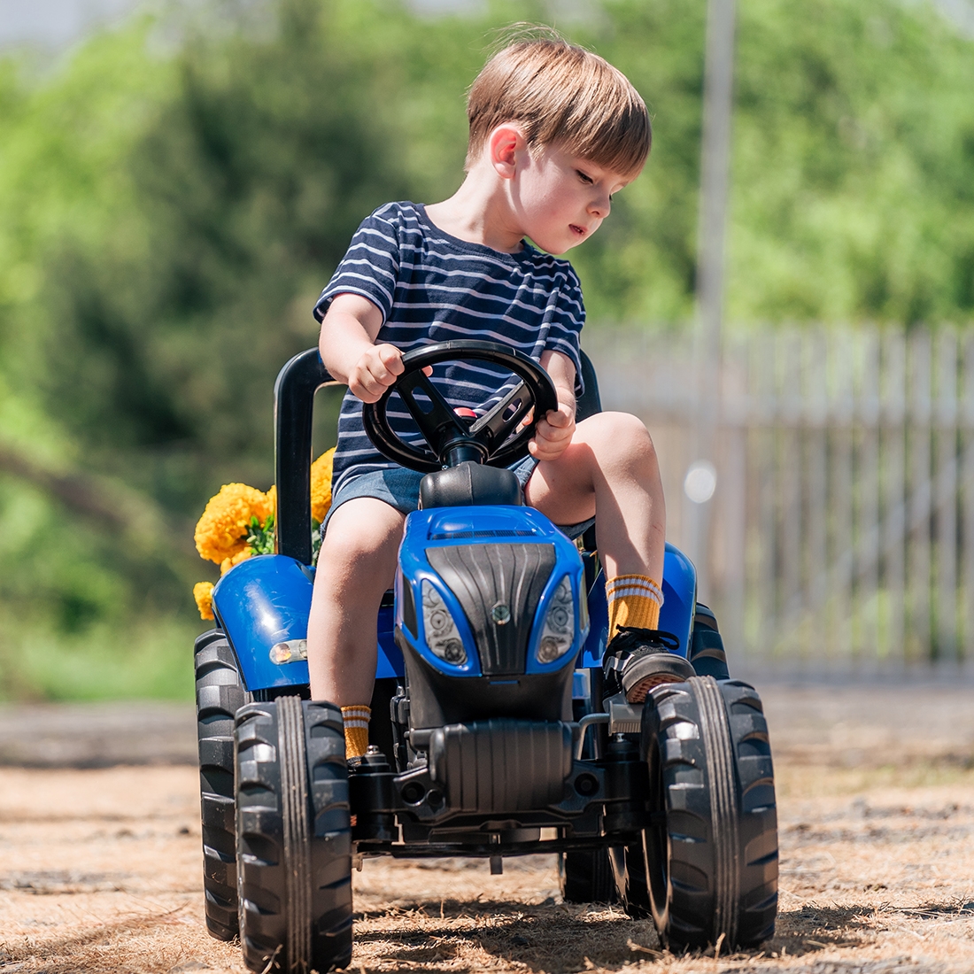 Traktor na pedały new holland duży z przyczepką od 3 lat