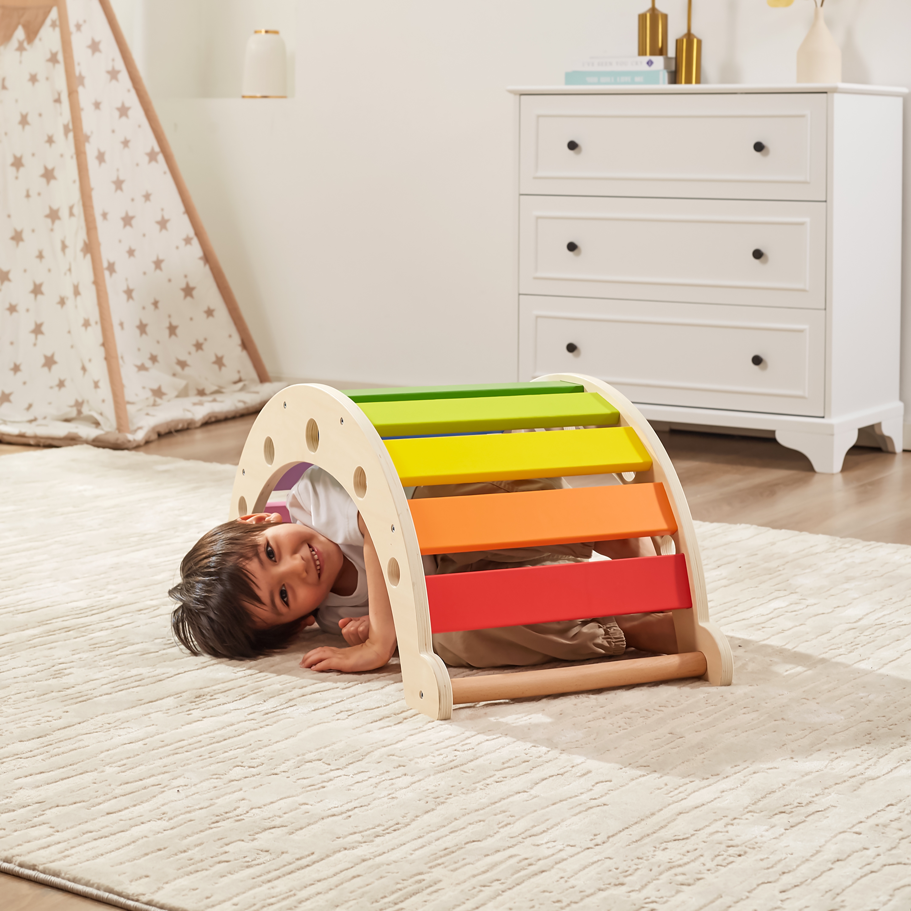 Drewniany bujak mostek 2w1 huśtawka montessori tęczowa