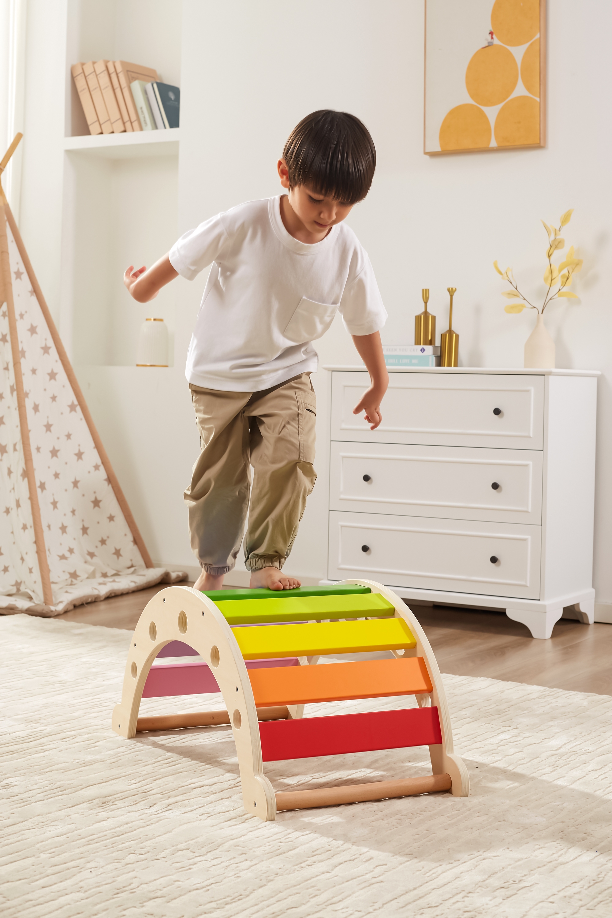 Drewniany bujak mostek 2w1 huśtawka montessori tęczowa
